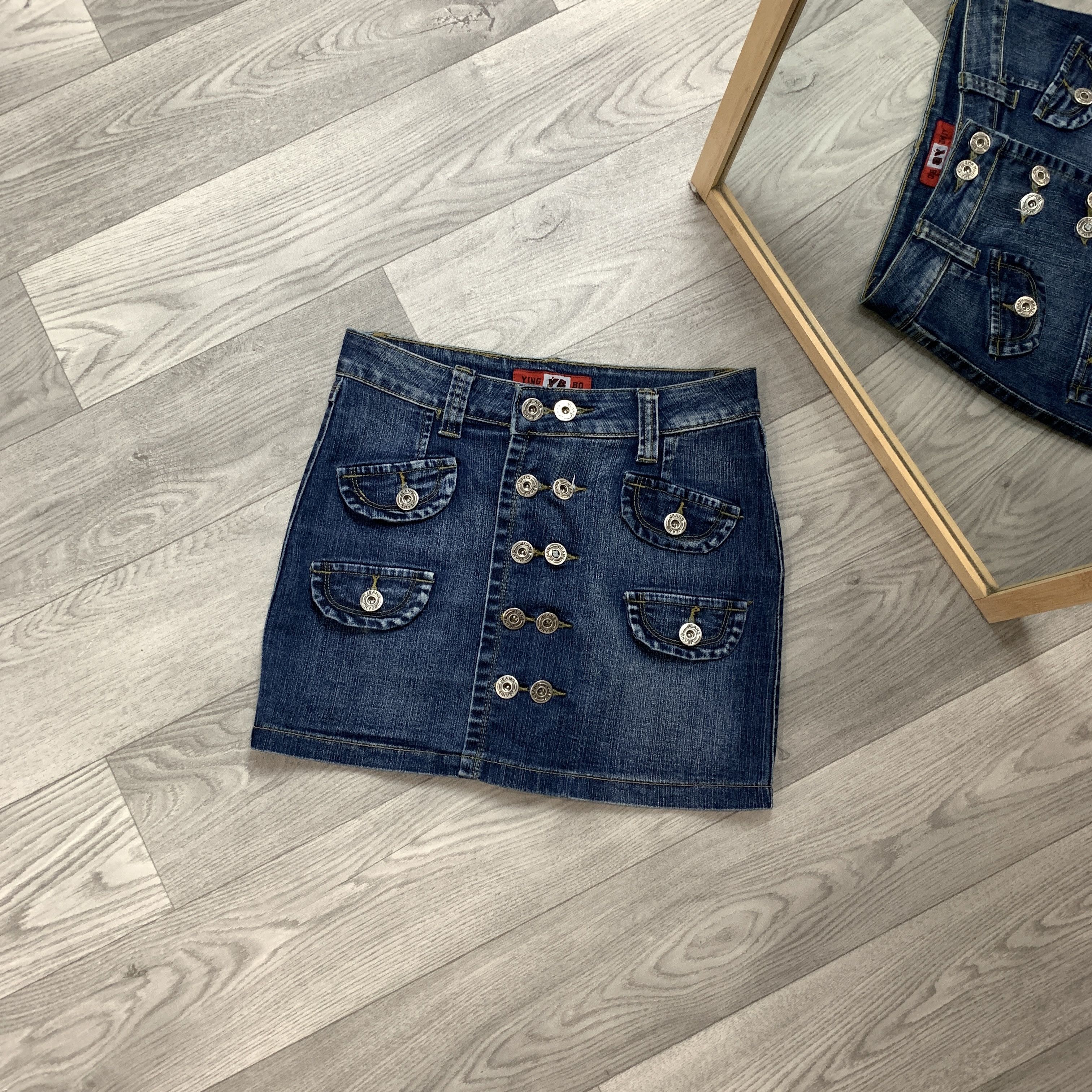 Japanese Brand Vintage Y2K Japanese Avantgarde Low Rise Denim Mini Skirt Size 26" / US 2 / IT 38 - 1 Thumbnail