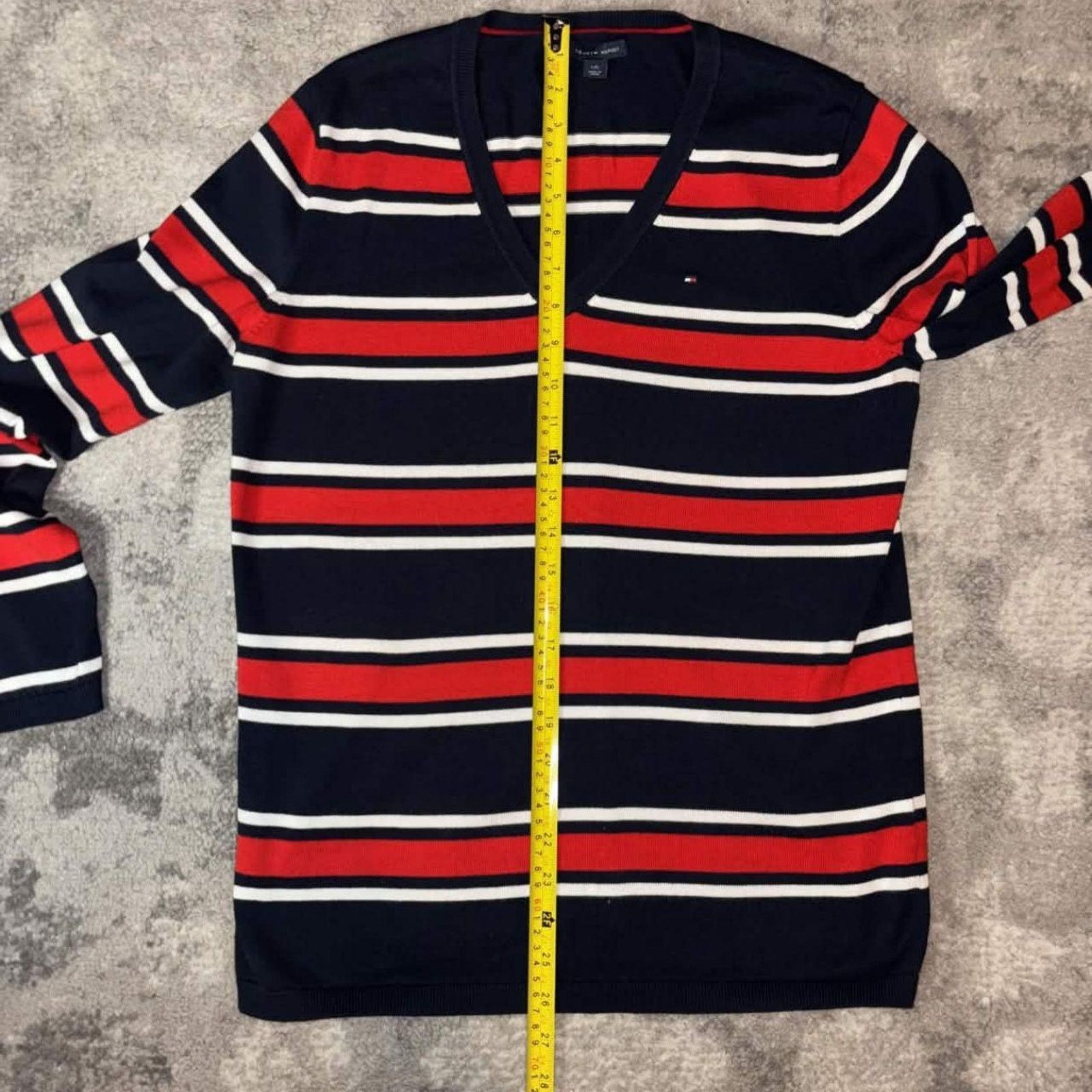 Tommy Hilfiger Tommy Hilfiger V-Neck Striped Knit Sweater Size US S / EU 44-46 / 1 - 5 Thumbnail