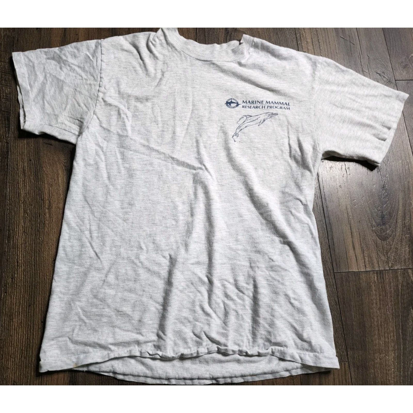 Hanes VINTAGE Hanes Marine Mammal Research Program T Shirt Men M Gray 90s Distressed Graphic Tee Size US M / EU 48-50 / 2 - 2 Thumbnail