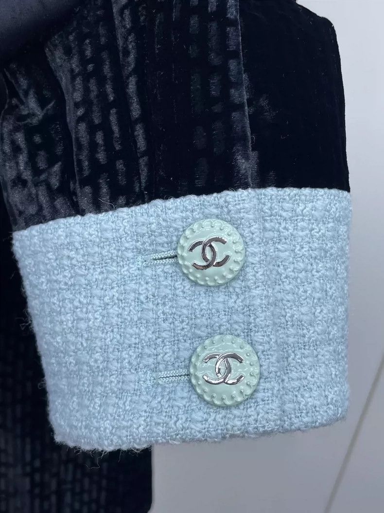 Chanel Chanel Blue Black Velvet Jacket with Pockets -2505 Size US S / EU 44-46 / 1 - 3 Thumbnail