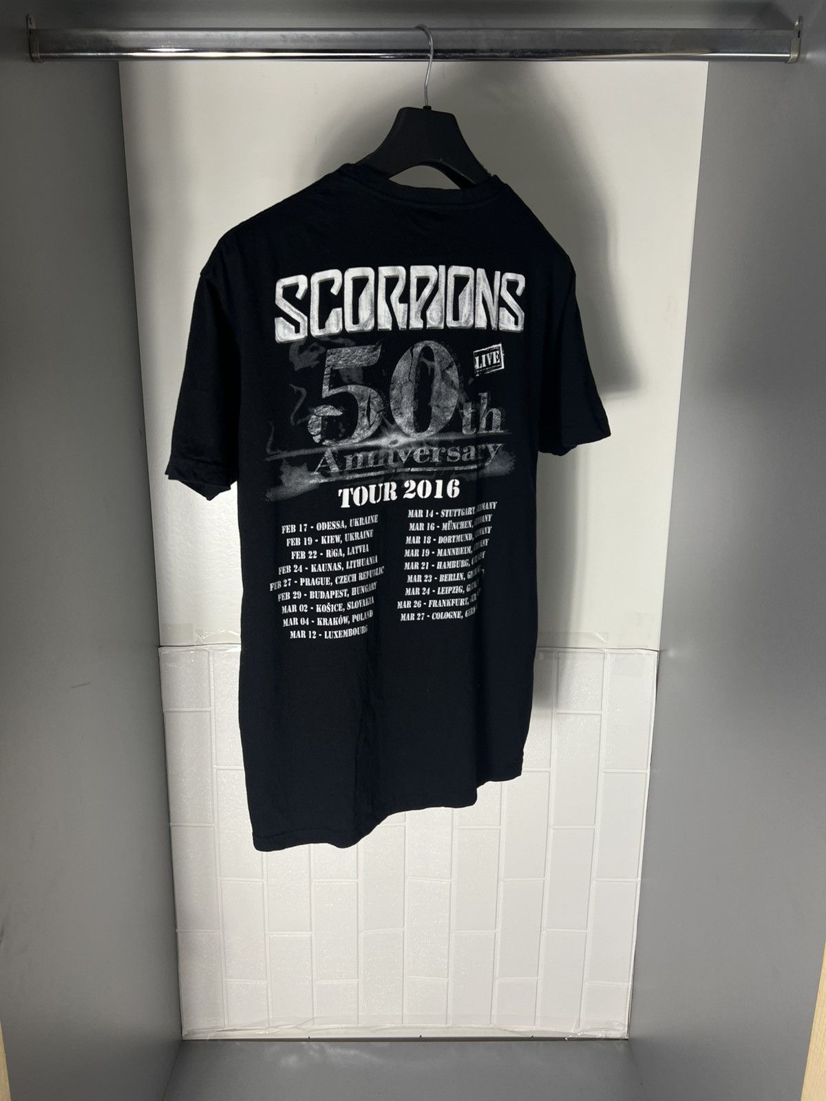 Band Tees × Vintage VERY RARE SCORPIONS WORLD TOUR T-SHIRT DOUBLE PRINTED 90s Size US XL / EU 56 / 4 - 5 Thumbnail