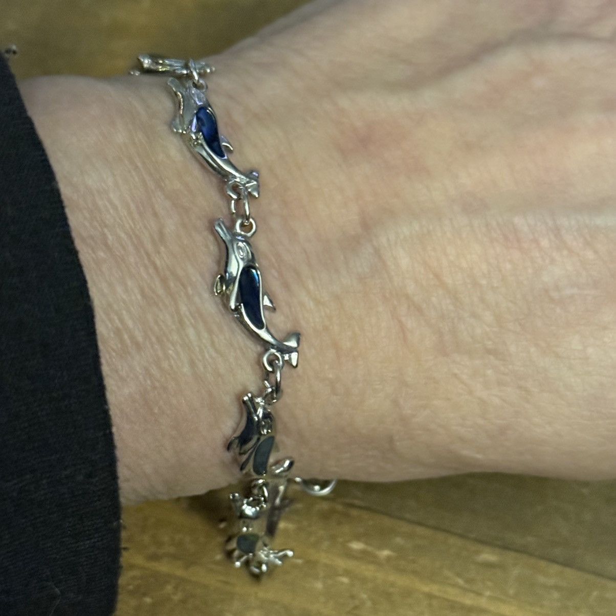 Vintage Vintage silver tone abalone dolphin link bracelet Size ONE SIZE - 4 Thumbnail