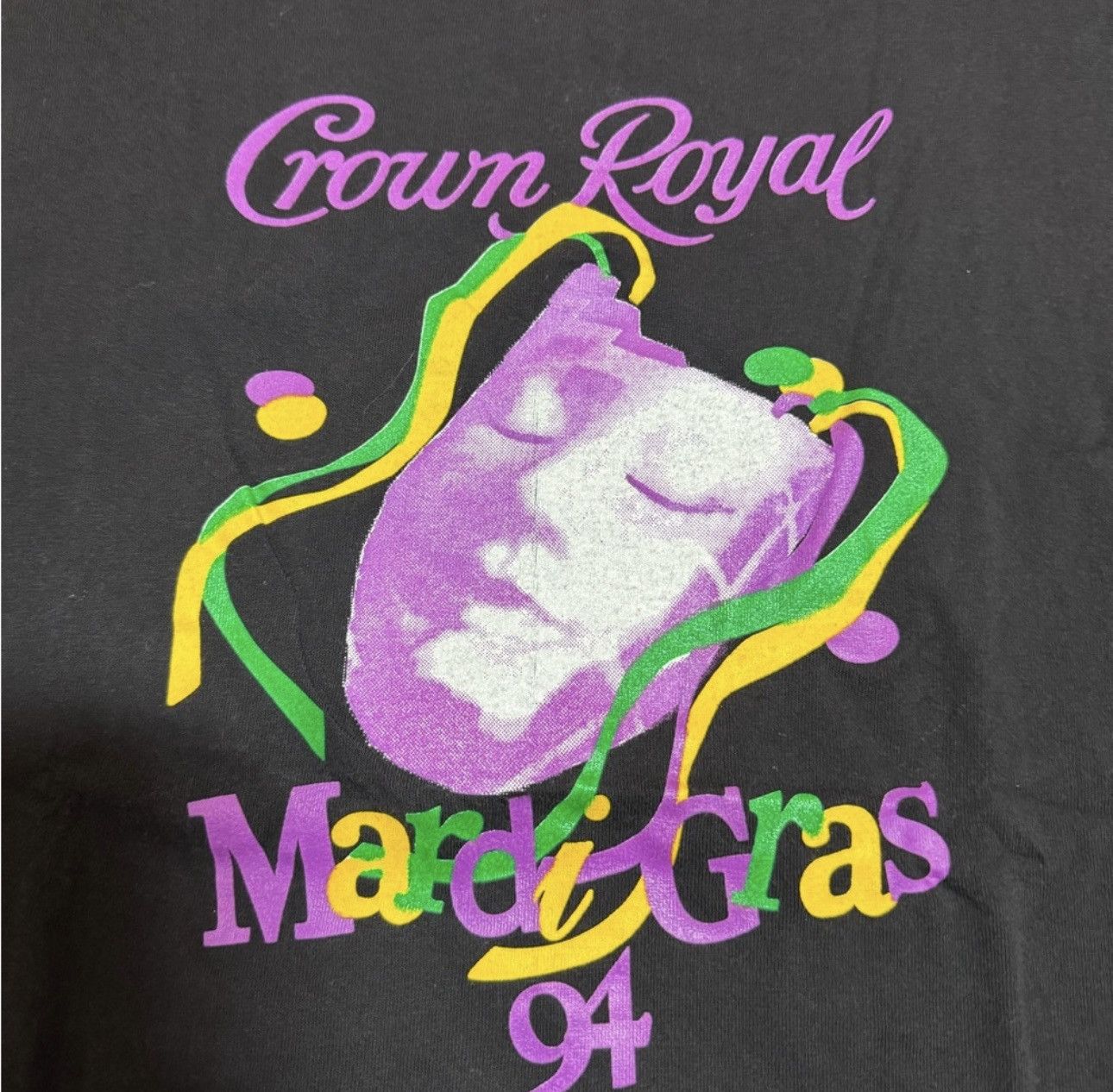 Vintage Vintage 1994 Crown Royal Mardi Gras Shirt Single Stitch XL Size US XL / EU 56 / 4 - 3 Thumbnail