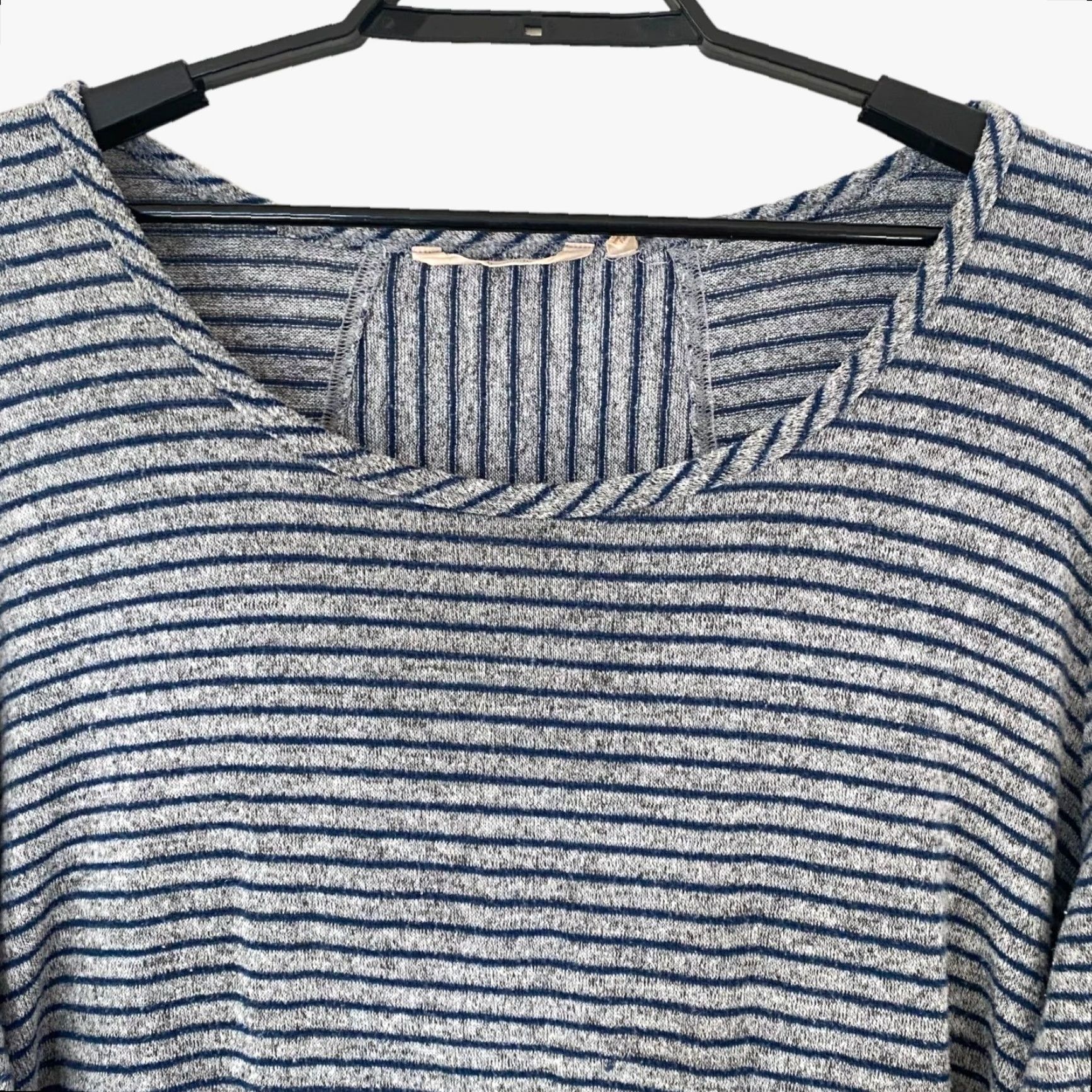 Soft Surroundings Soft Surroundings Tunic Shirt Gray Blue 1X Women Scoop-Neck 3/4 Sleeves Striped All Seasons Casual Womens Size XL / US 12-14 / IT 48-50 - 5 Thumbnail