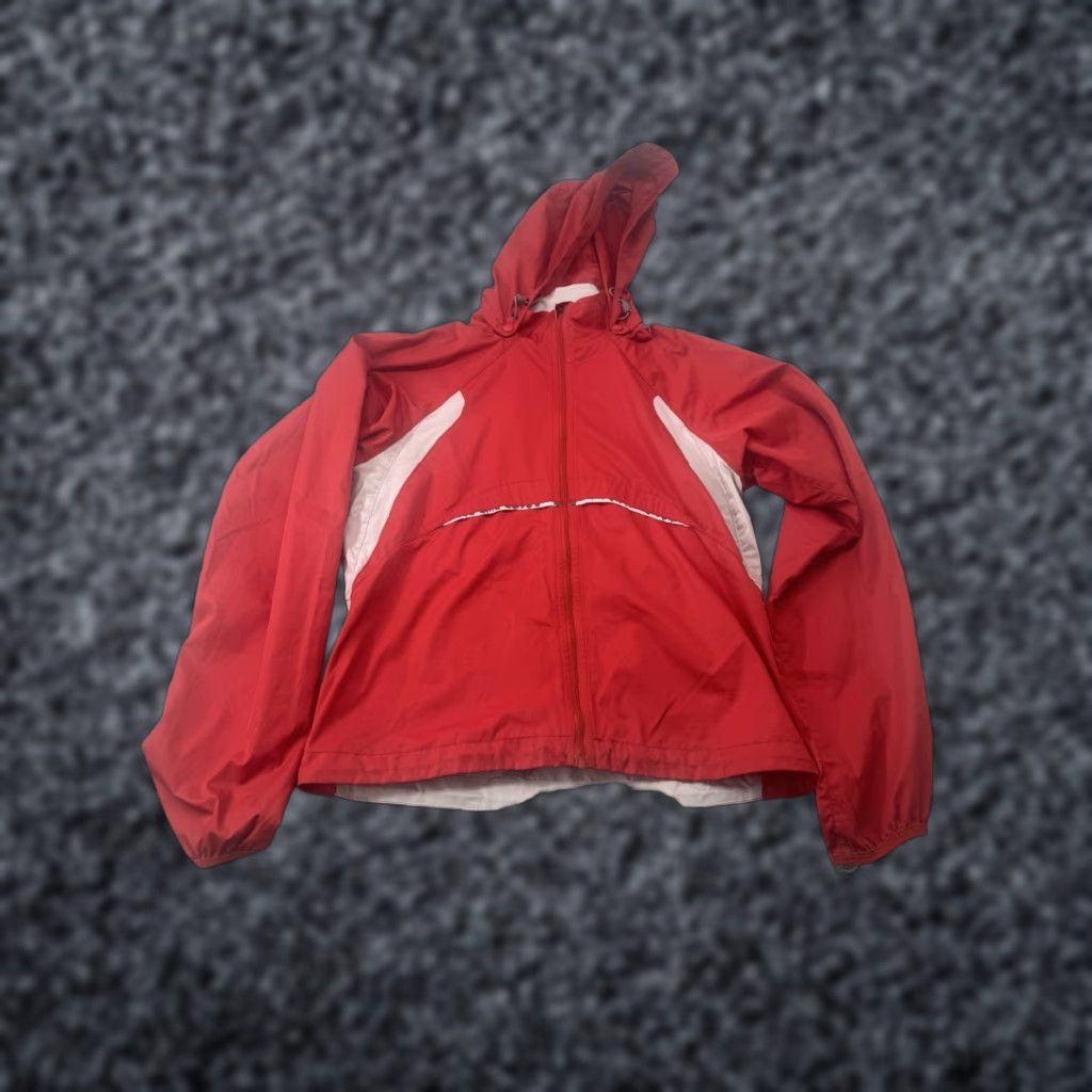 Nike VINTAGE Nike ACG Outer Layer 3 Jacket Windbreaker Regular Size Small Red Nylon Lightweight Full Zip Adults Mens Size US S / EU 44-46 / 1 - 1 Thumbnail