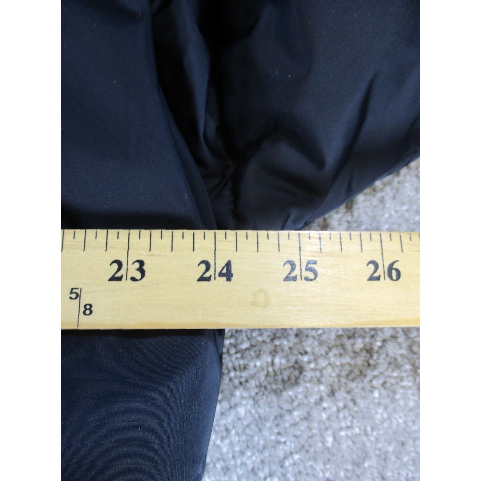Vintage The A & F Ultra Collection Jacket Womens M Black Water Resistant Short Puffer Jacket Mens Womens (adjusted to gender) Size M / US 6-8 / IT 42-44 - 7 Thumbnail