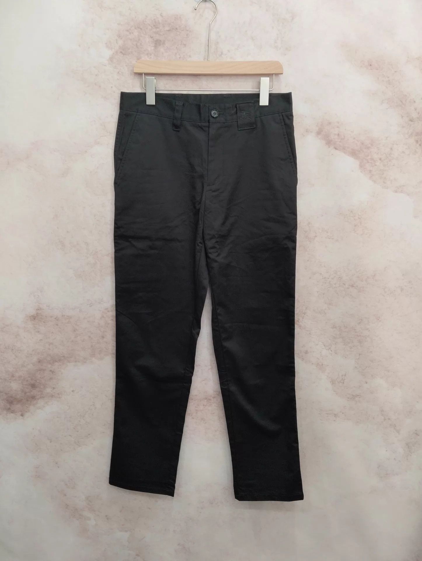 Burberry Burberry Solid Zipper Pocket Straight Chino 46-52 Size US 30 / EU 46 - 1 Thumbnail