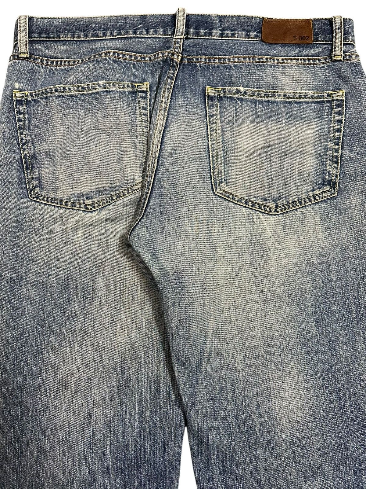 Japanese Brand Vintage Japanese Uniqlo Blue Wash Distress Style Loose Jeans Size US 34 / EU 50 - 6 Thumbnail