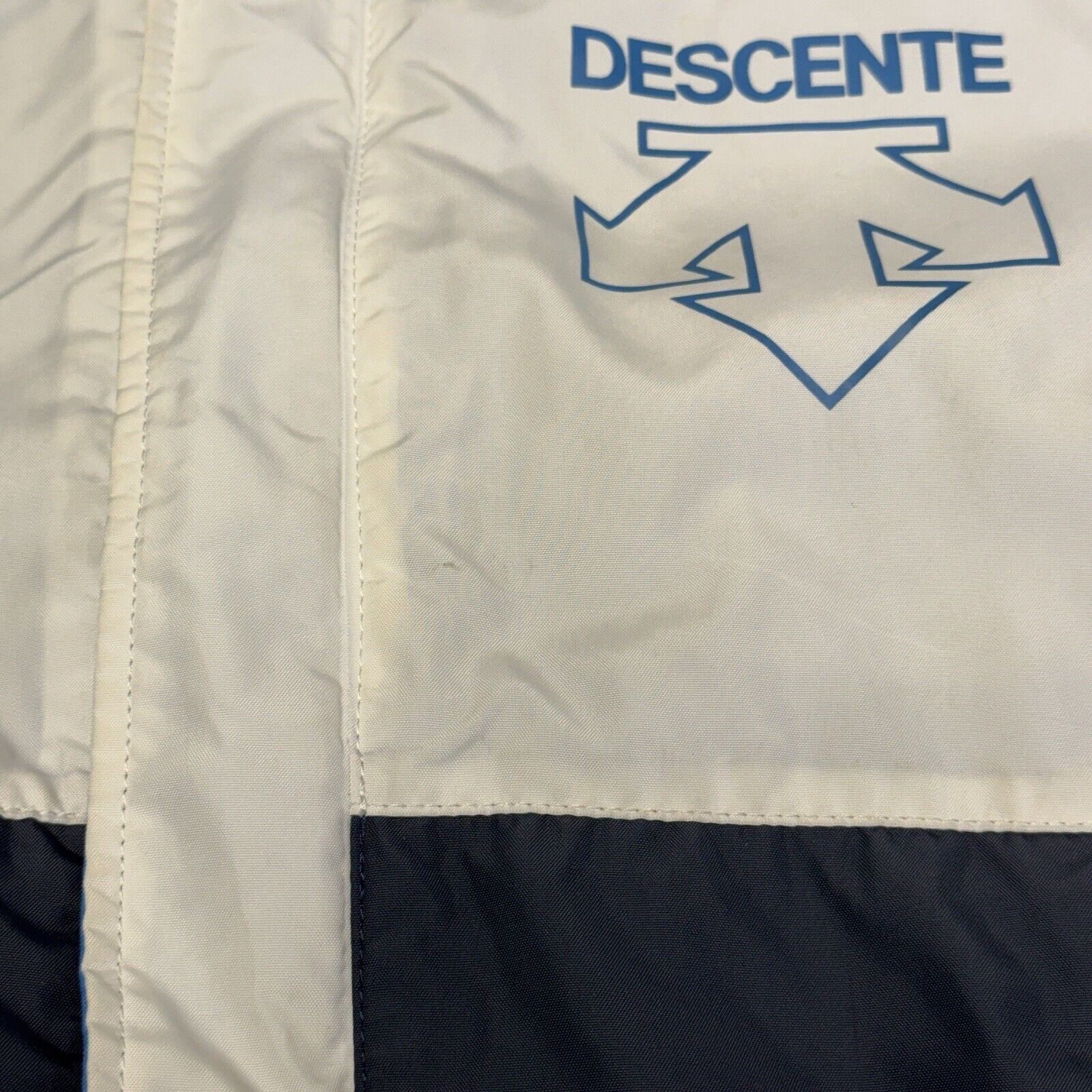 Descente Vintage Descente Ski Jacket Mens S 21.5x25 Insulated Size S / US 4 / IT 40 - 5 Thumbnail