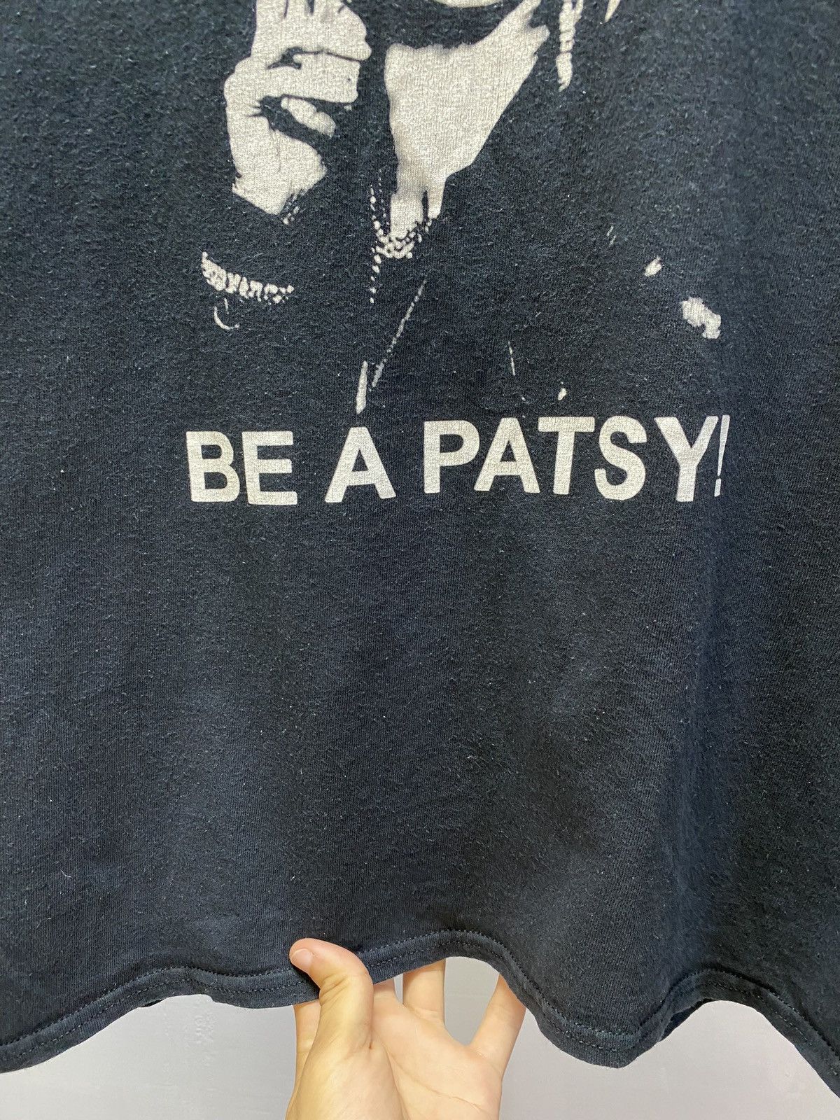Other Joanna Lumley IN A WORLD FILLED WITH KARDASHIANS BE A PATSY! Size US L / EU 52-54 / 3 - 8 Thumbnail