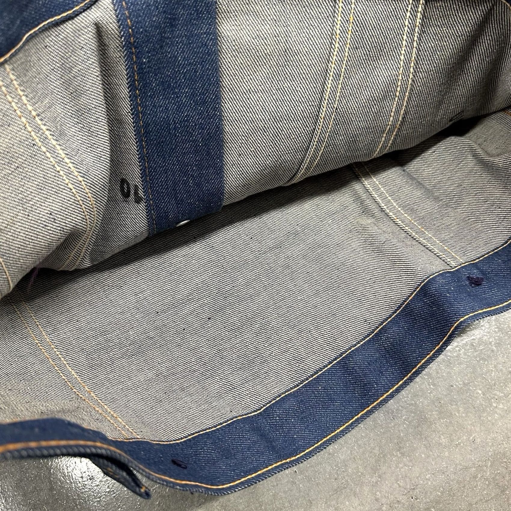 THE GREAT VINTAGE The Great Train Robbery Jean Jacket Adult M Blue Denim 70s Size US 31 - 4 Thumbnail
