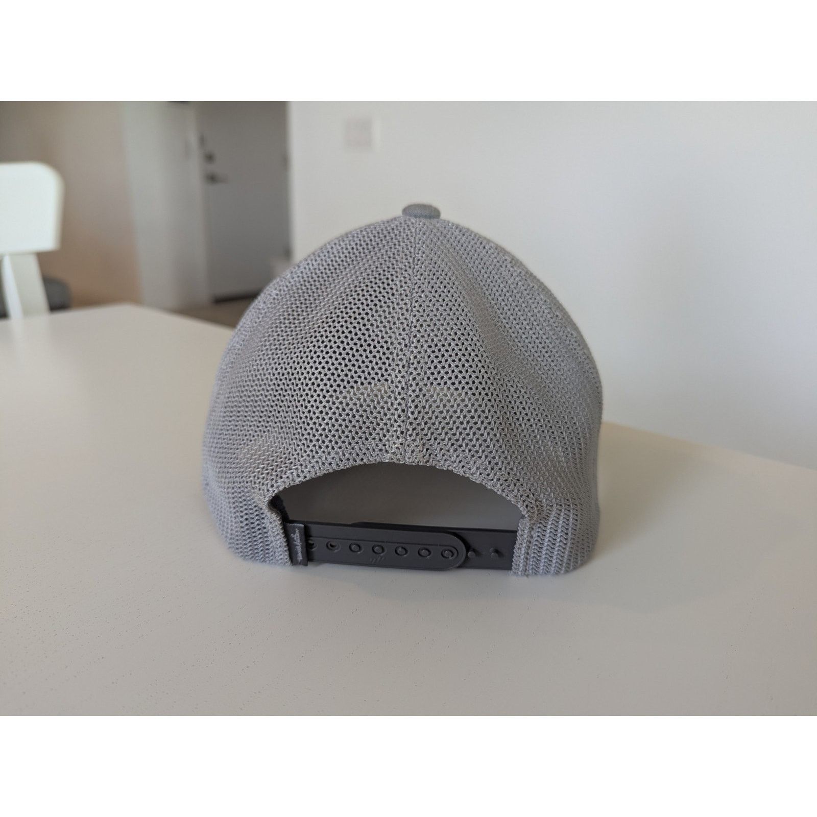 TravisMathew Travis Mathew Golf Hat Snapback Mesh Pineapple Grey Size ONE SIZE - 5 Thumbnail