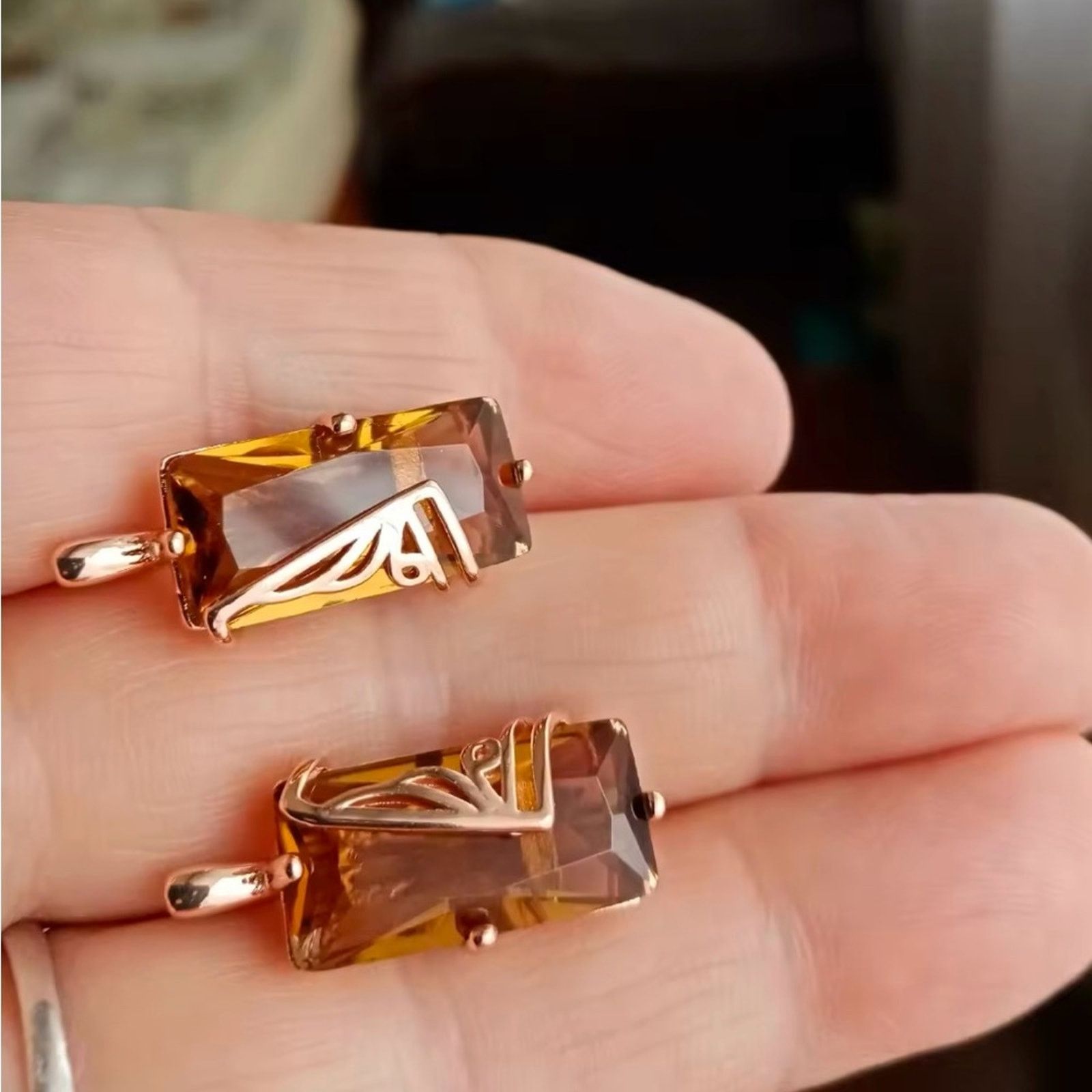 Other Light Brown Natural Zircon English Earrings for Women Square Size ONE SIZE - 3 Thumbnail