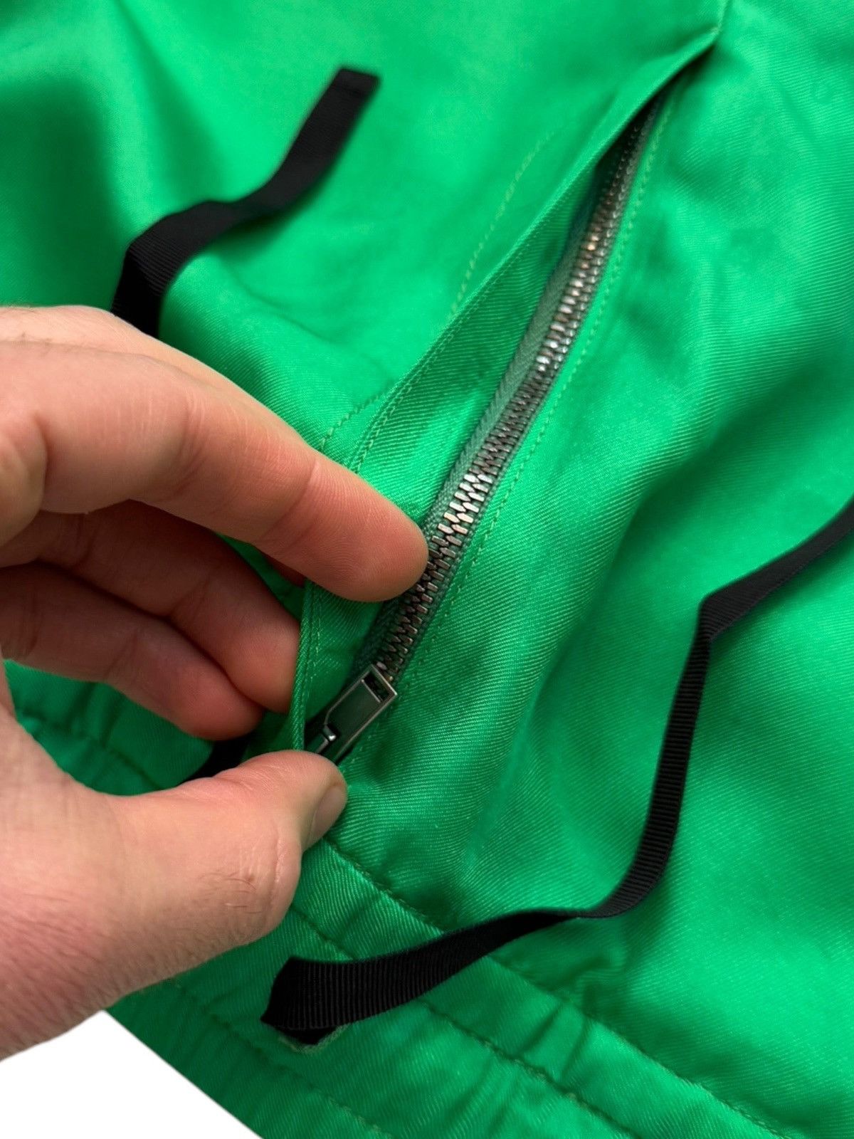 Gucci Green Silk Shorts Size US 32 / EU 48 - 10 Thumbnail
