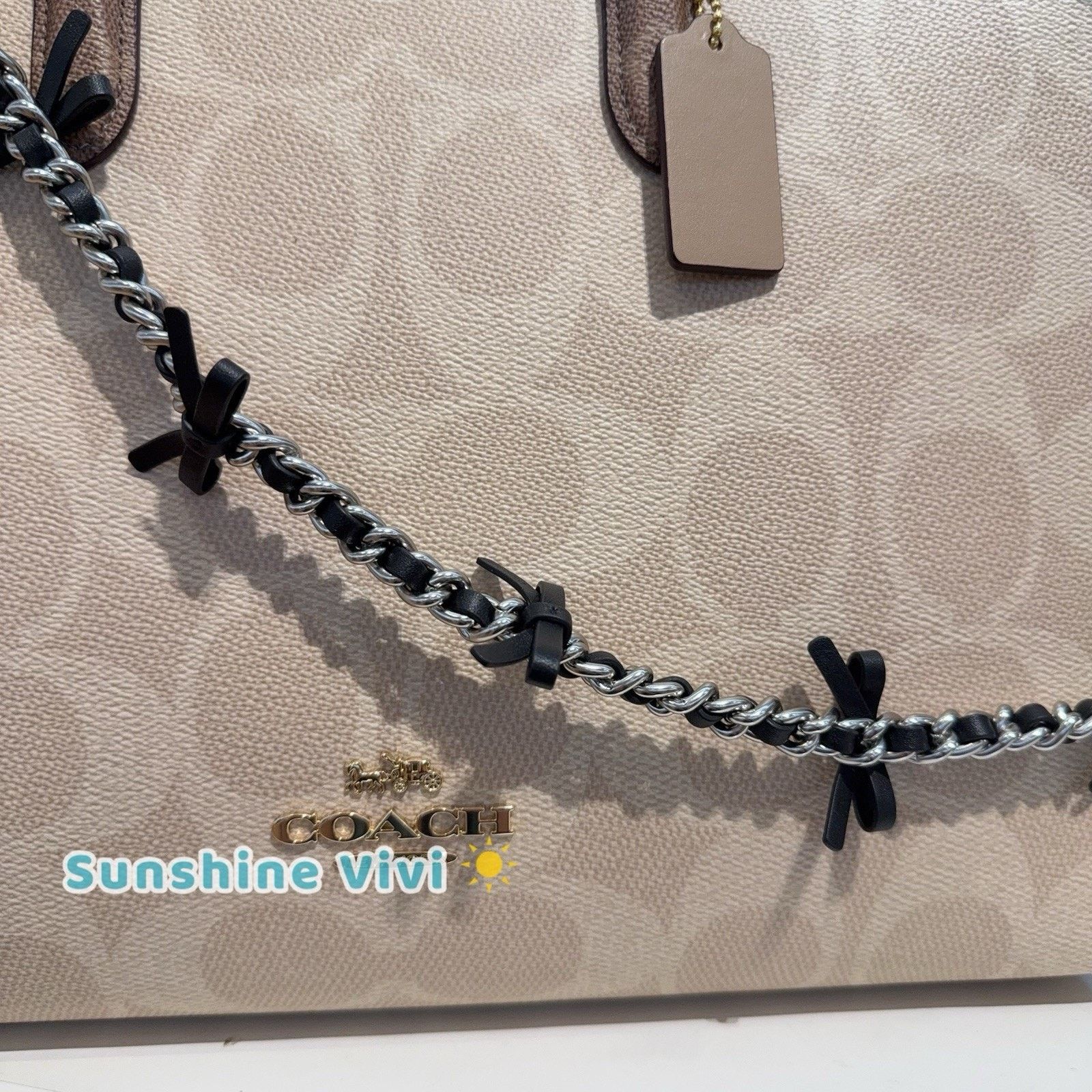 Coach NWT Bundle Coach Chain Strap Bows cy260 & CY677 Large Maggie Size ONE SIZE - 6 Thumbnail
