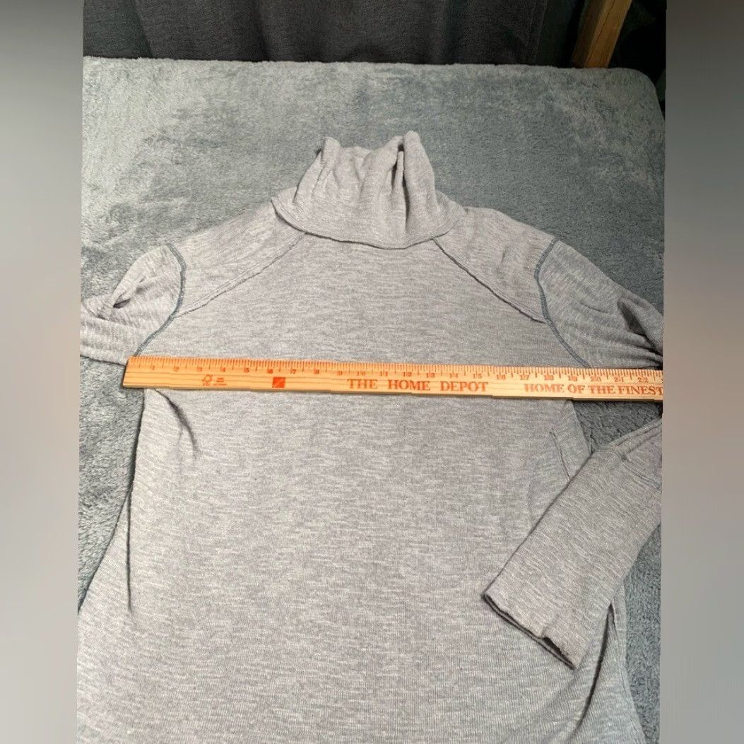 Free People Free People Gray Turtleneck Long Sleeve Split Back Medium T-Shirt Womens M Size M / US 6-8 / IT 42-44 - 4 Thumbnail