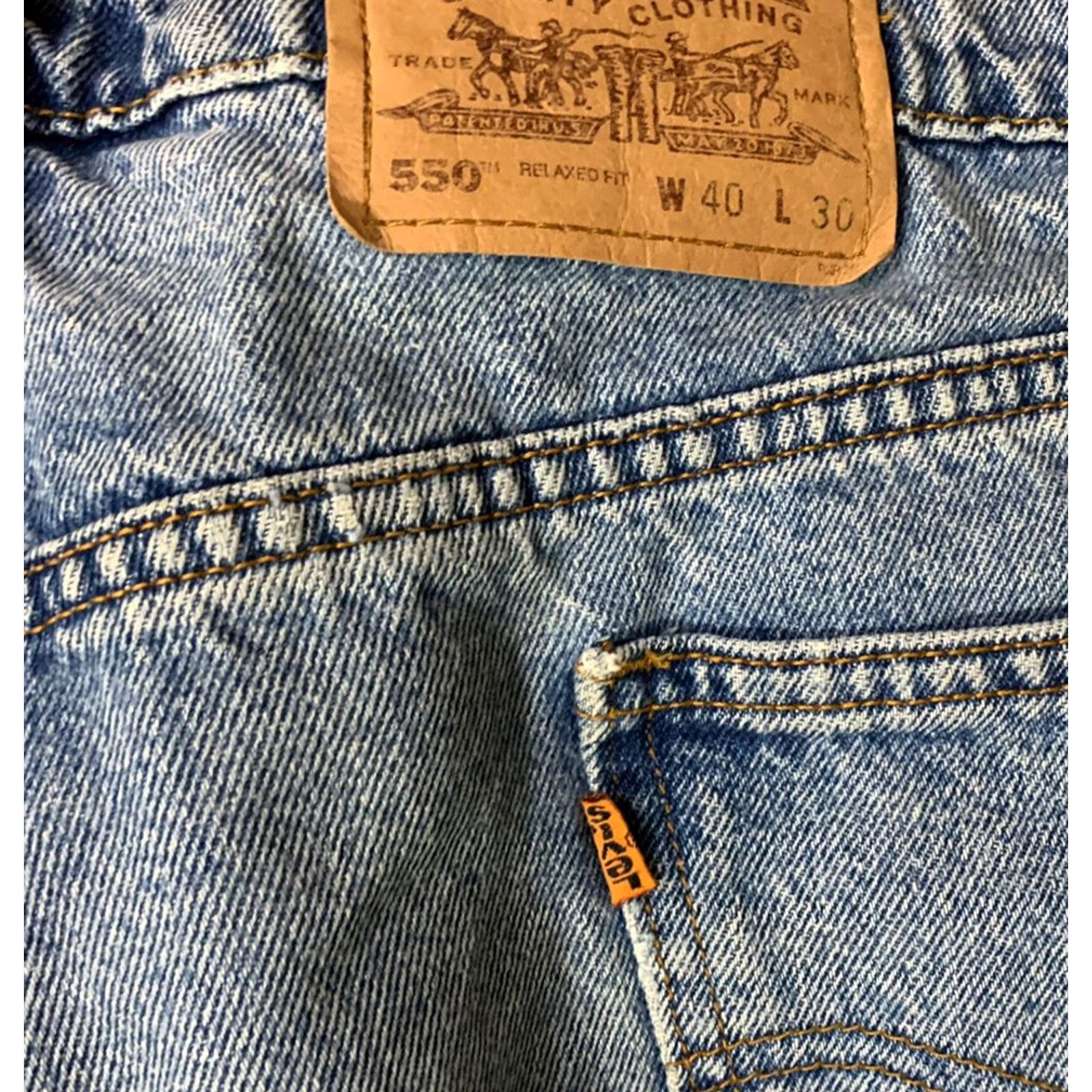Levi's VINTAGE 90s Levis 550 Relaxed Fit Mens Straight Leg Blue Jeans Size 38 x 30 Size US 38 / EU 54 - 3 Thumbnail