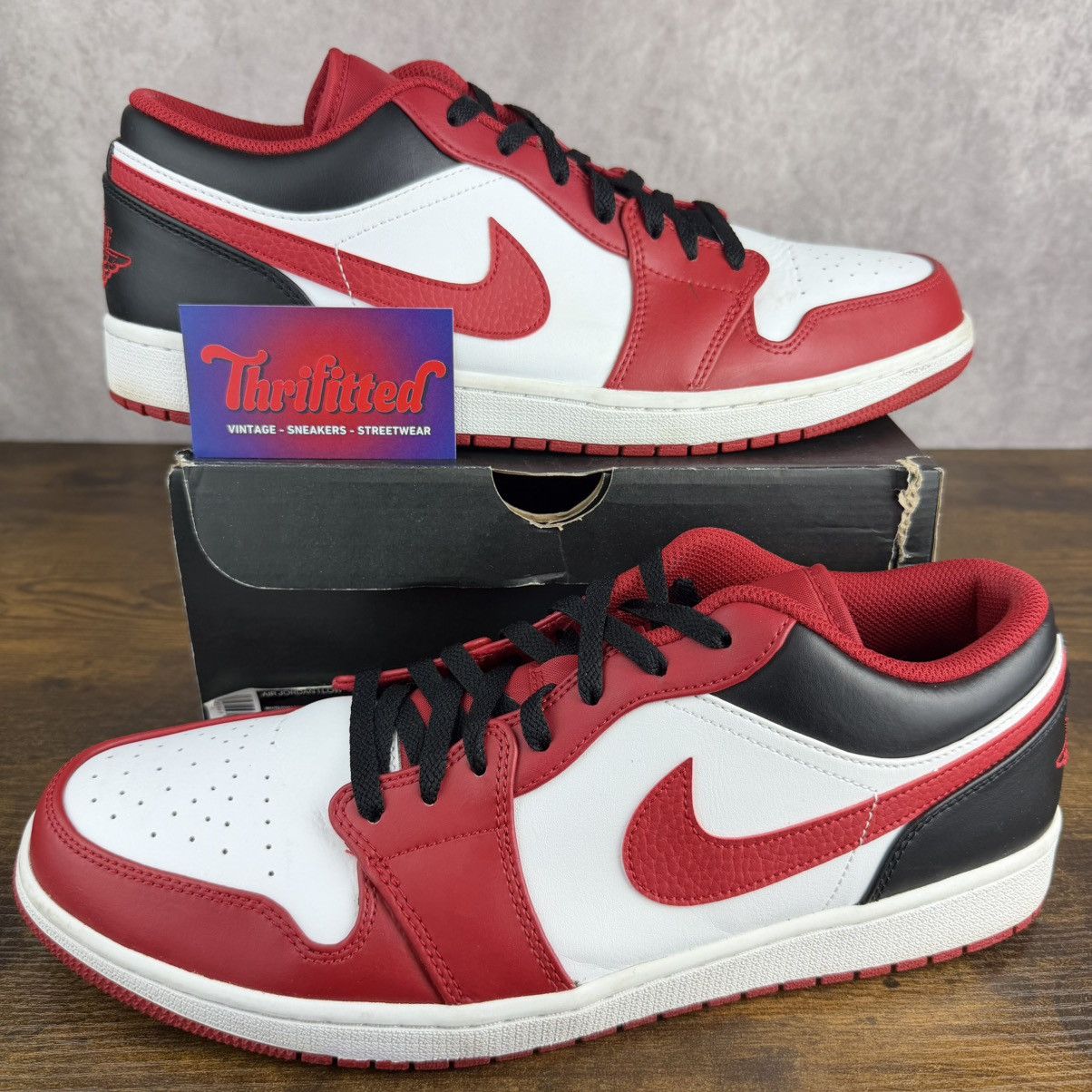 Jordan Brand Air Jordan 1 Low Bulls Reverse Black Toe Size 15 553558-163 Size US 15 / EU 48 - 1 Thumbnail