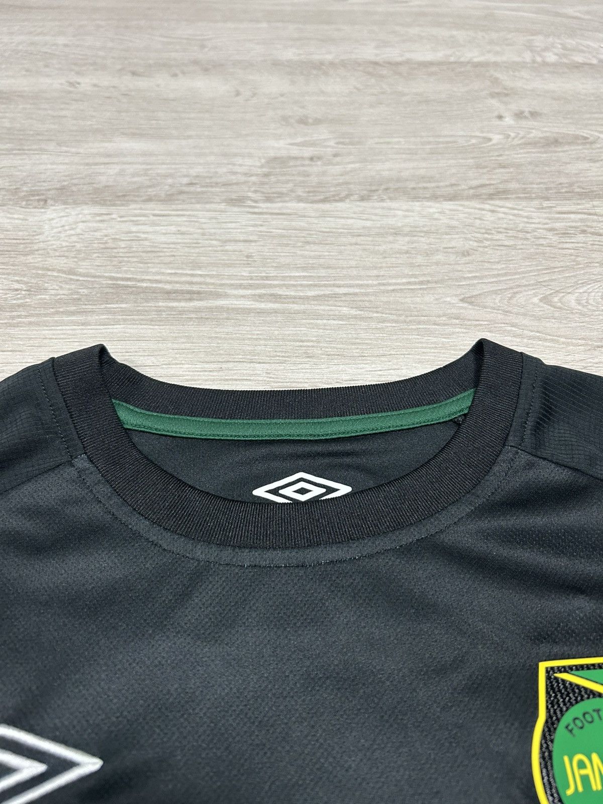 Umbro Umbro Jersey National Team Jamaica Training shirt size M Size US M / EU 48-50 / 2 - 8 Thumbnail