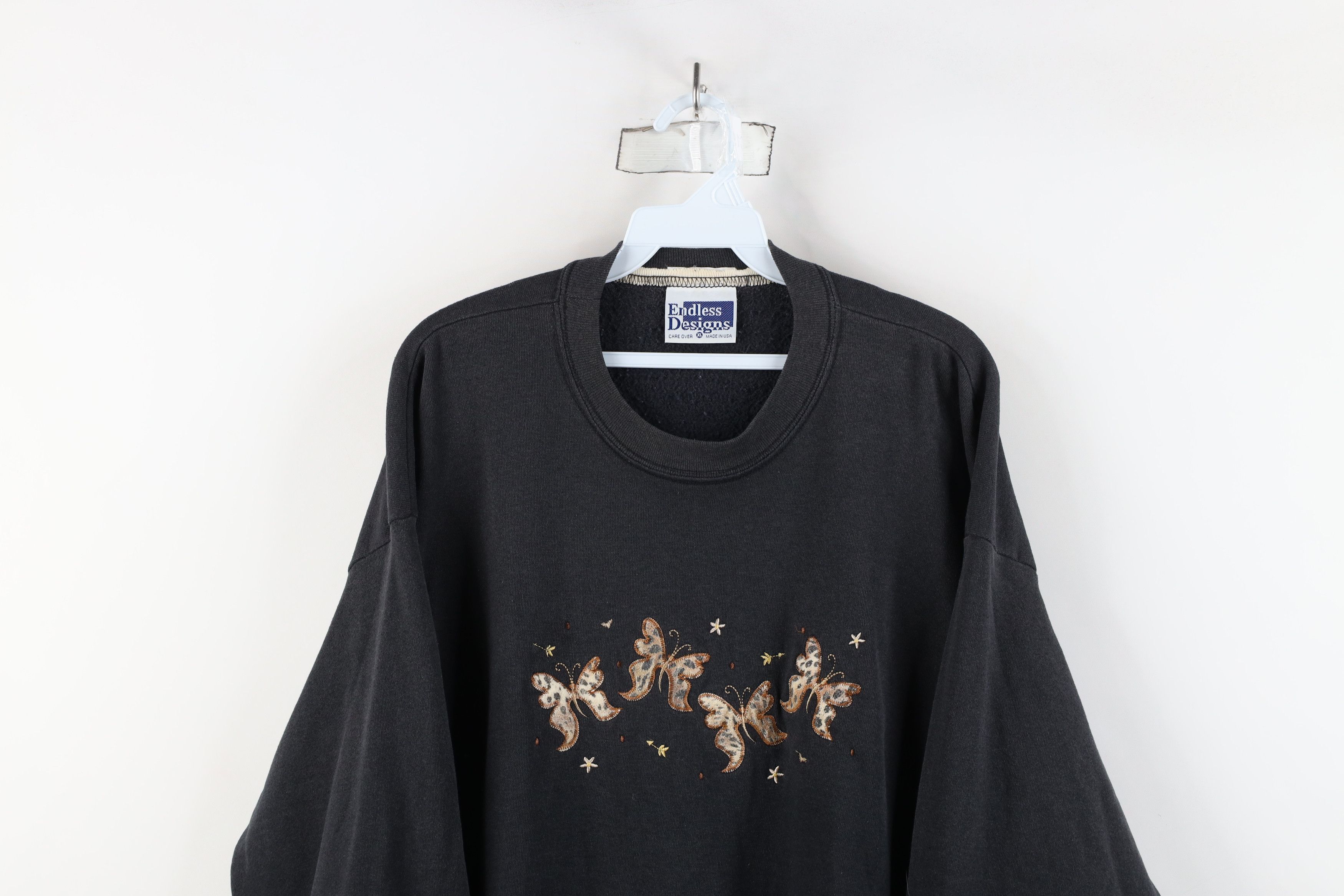 Vintage Vintage 90s Streetwear Butterfly Crewneck Sweatshirt USA Size XL / US 12-14 / IT 48-50 - 2 Thumbnail