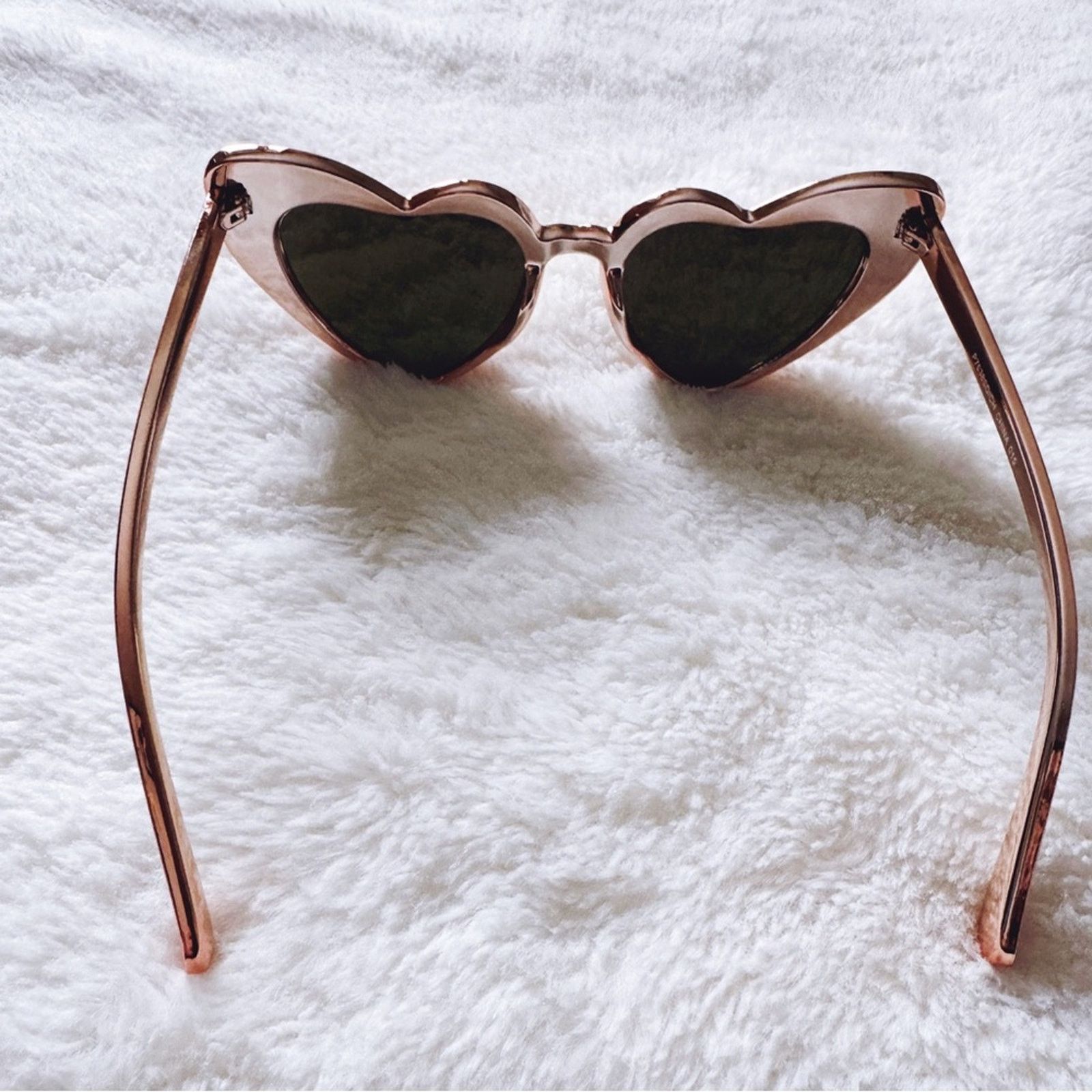 Other Addison Gold Heart-Shaped Sunglasses Size ONE SIZE - 9 Thumbnail