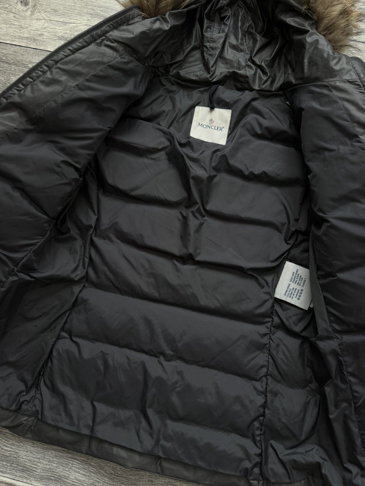 Moncler Moncler Angers Giubbotto women puffer jacket Size M / US 6-8 / IT 42-44 - 8 Thumbnail