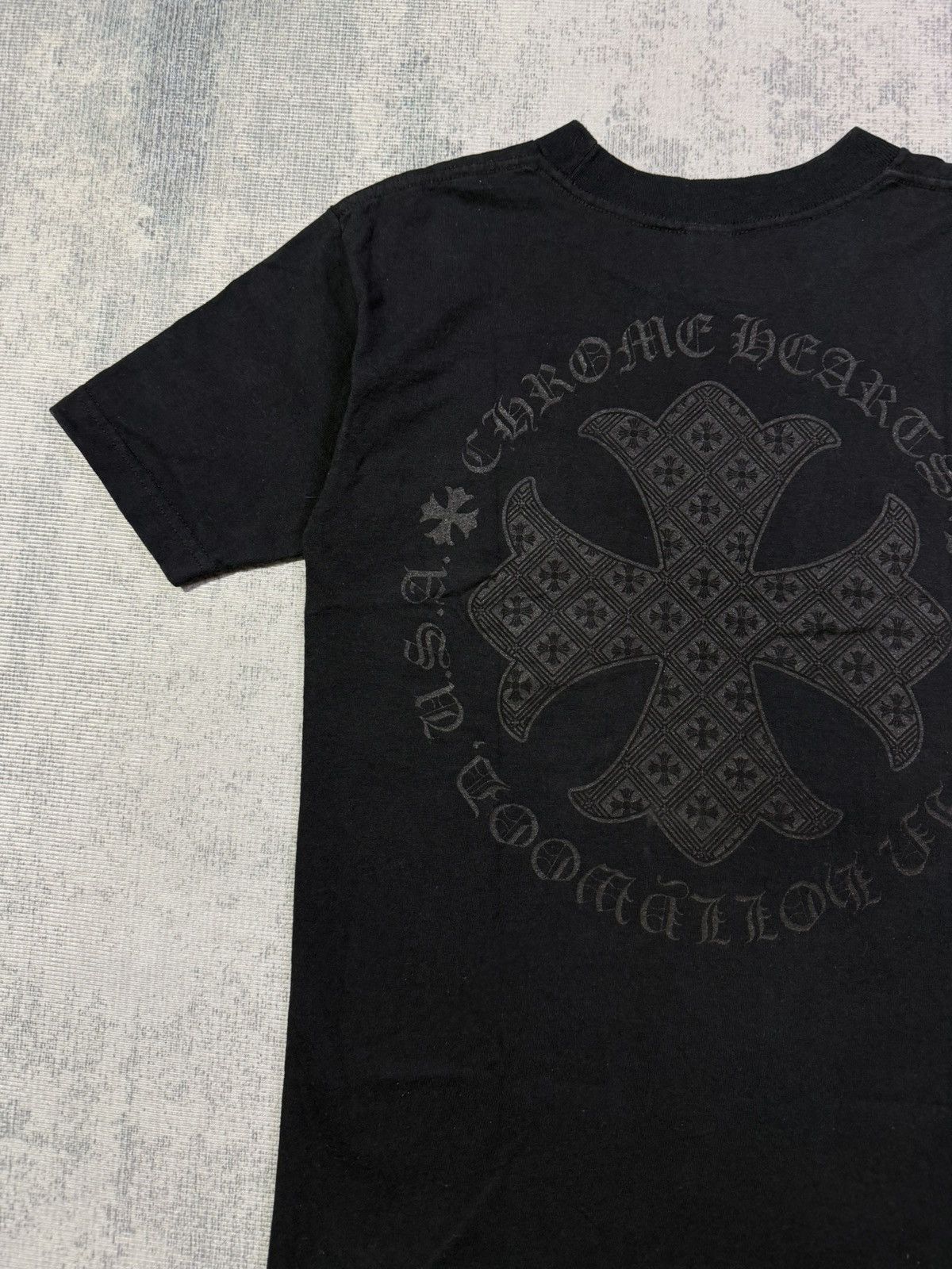Chrome Hearts 2010s - TONAL CH PLUS STAMP TEE Size US S / EU 44-46 / 1 - 5 Thumbnail