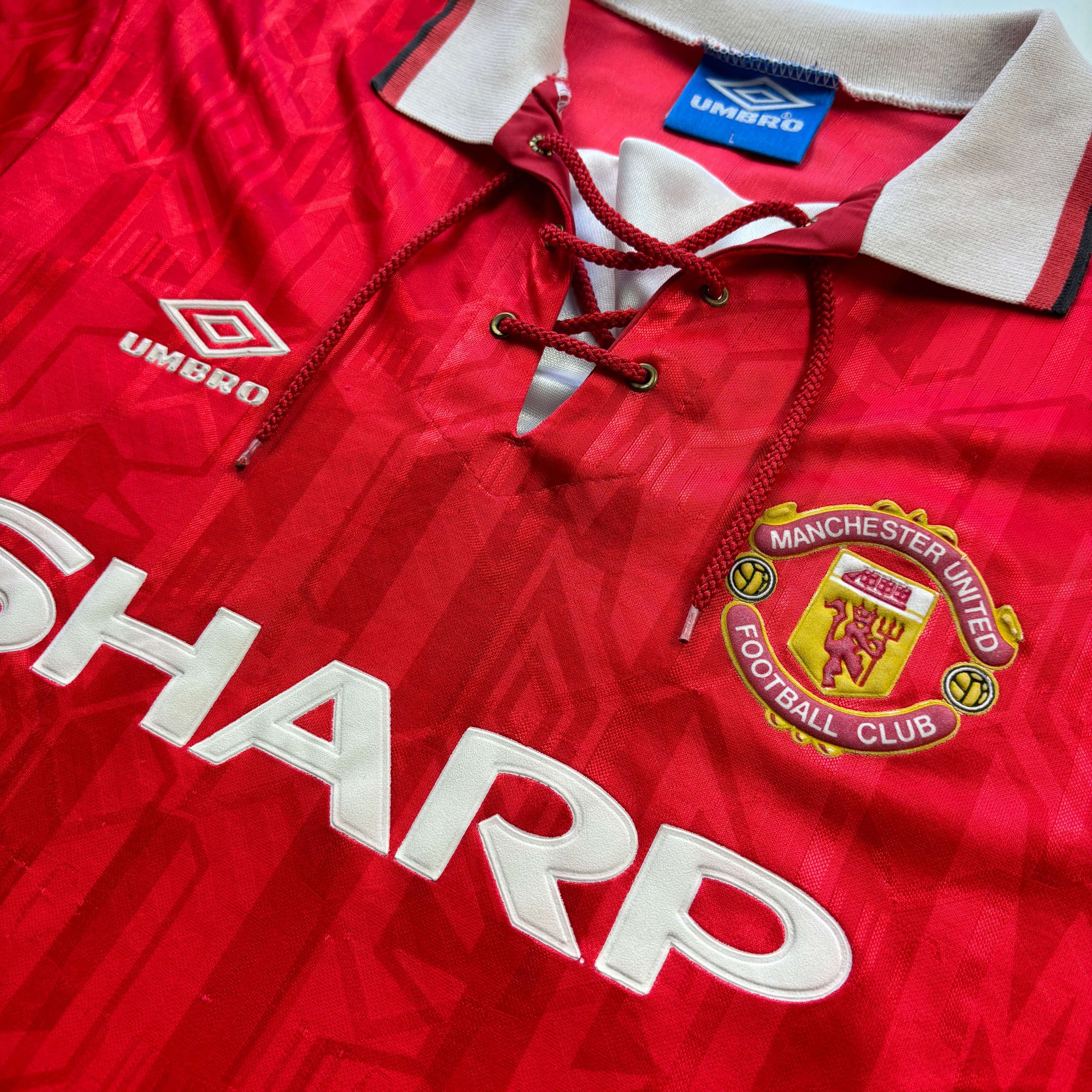 Umbro Manchester United 1992-94 Umbro home football jersey size L Size US L / EU 52-54 / 3 - 3 Thumbnail