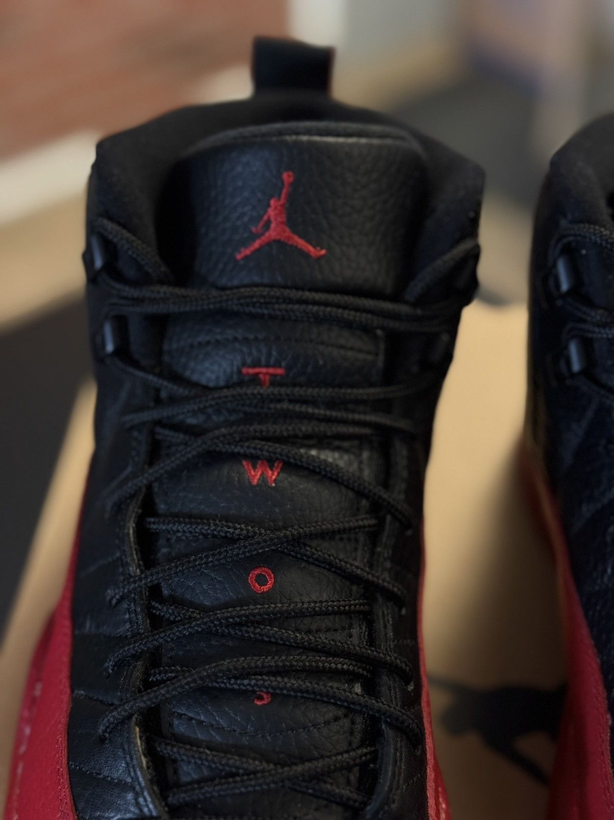 Jordan Brand × Nike Jordan 12 Flu Game (2016) 130690-002 Size 10.5 🧼 Size US 10.5 / EU 43-44 - 11 Thumbnail