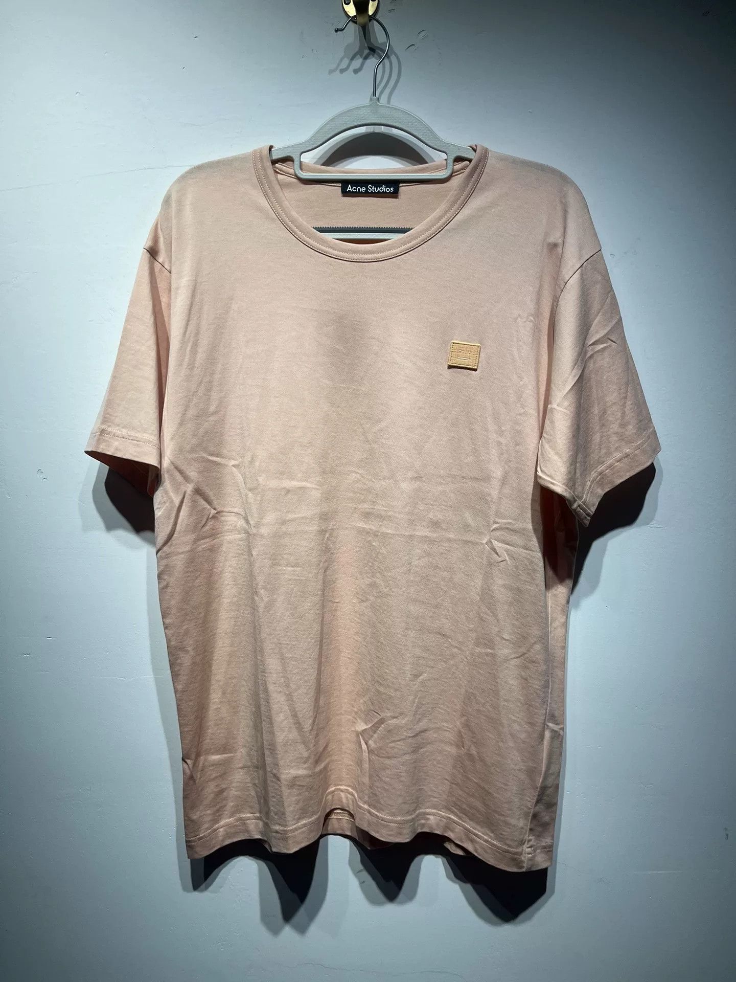 Acne Studios Acne Studios Pink T-Shirt M Women Size M / US 6-8 / IT 42-44 - 1 Thumbnail