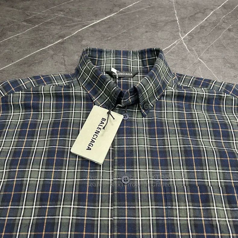 Balenciaga Balenciaga Back letter logo checkered shirt Size US S / EU 44-46 / 1 - 4 Thumbnail