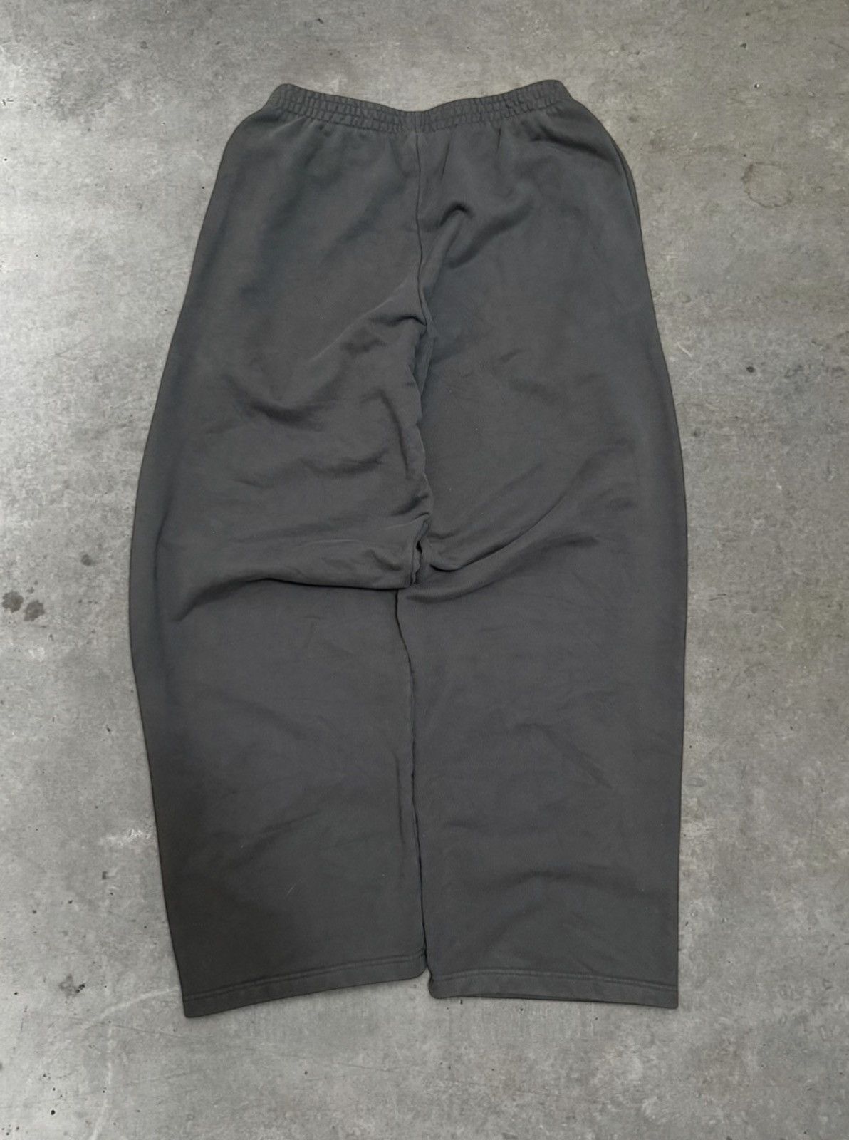 Balenciaga Balenciaga EBAY Baggy sweatpants Size US 32 / EU 48 - 2 Thumbnail