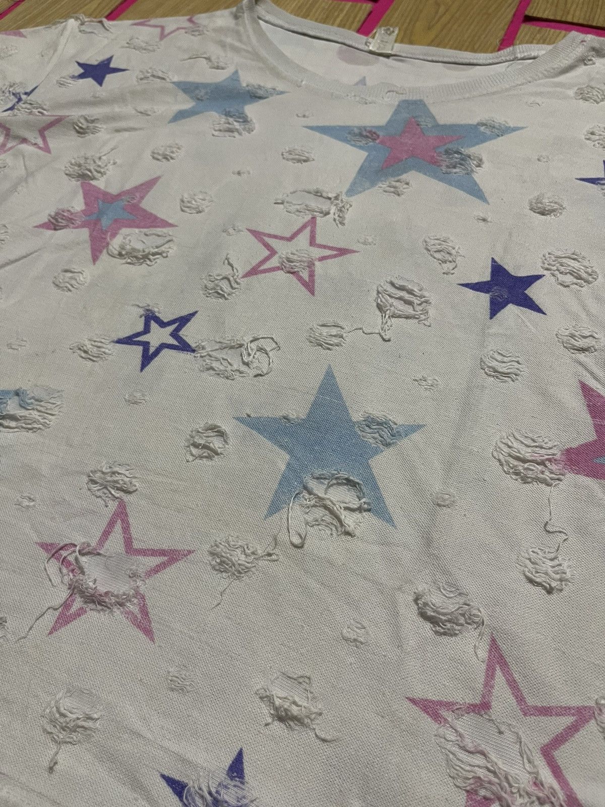 If Six Was Nine ifsixwasnine Y2K short sleeve t-shirt with torn star pattern Size M / US 6-8 / IT 42-44 - 3 Thumbnail