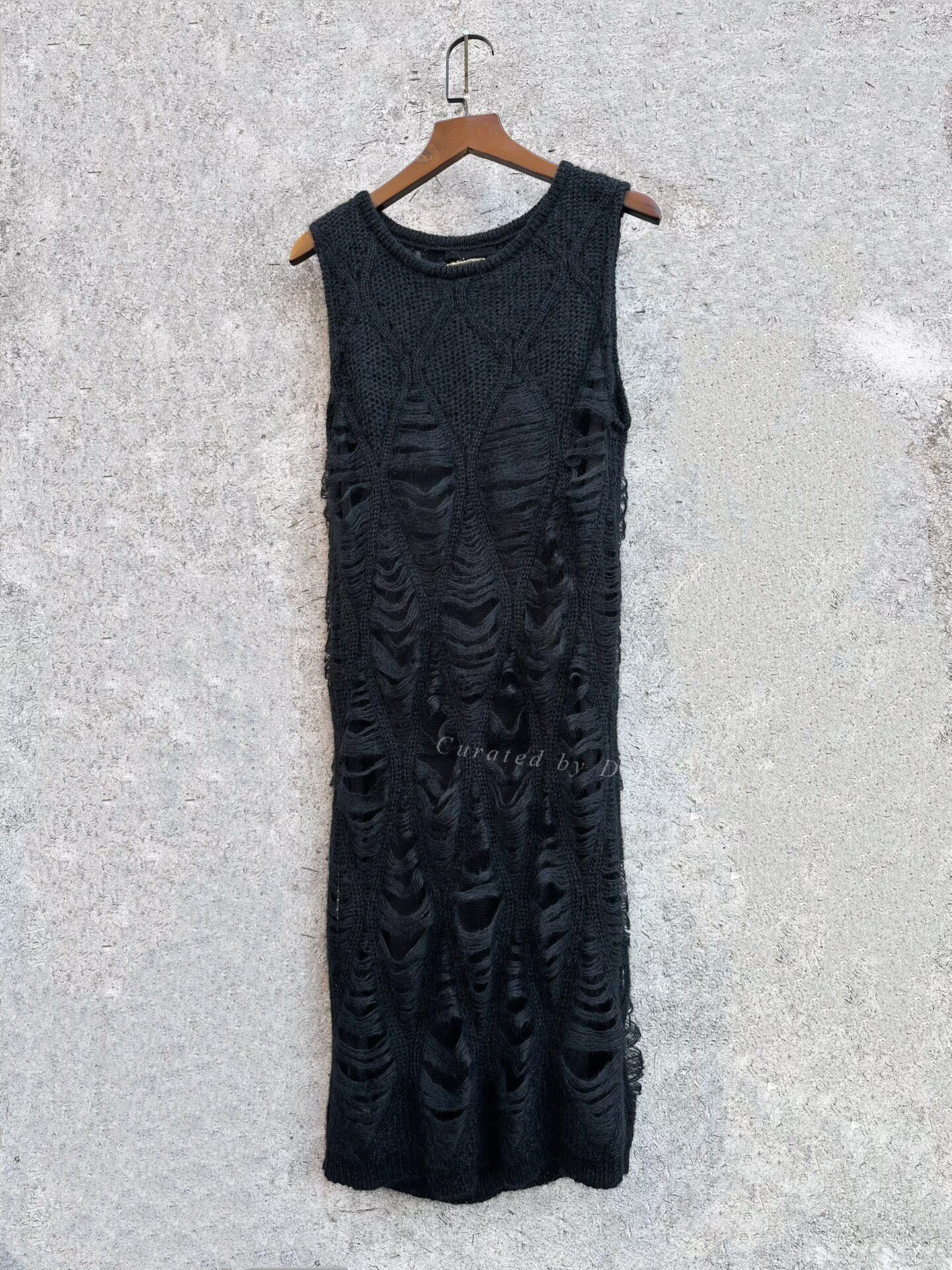 Maison MIHARA YASUHIRO Mihara Yasuhiro Distressed Tank Dress Size M / US 6-8 / IT 42-44 - 1 Thumbnail