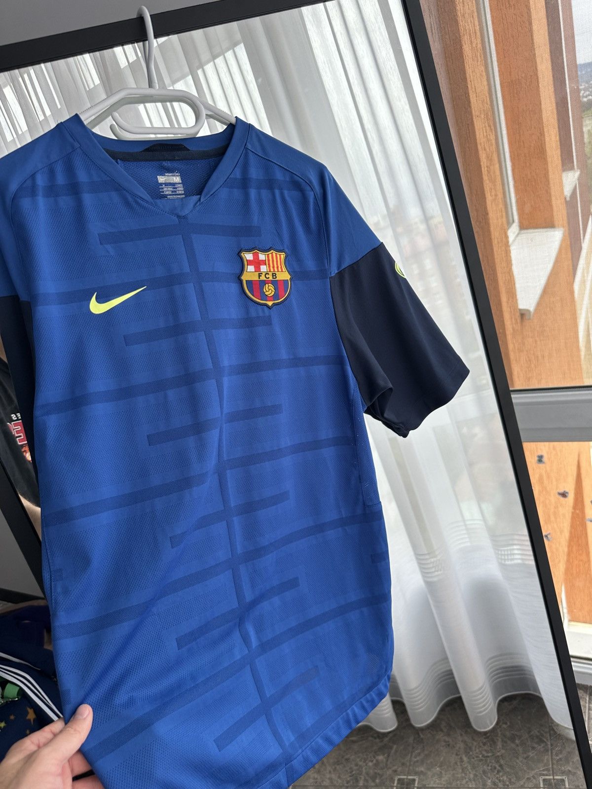 Nike × Vintage Vintage Nike Barcelona Football Training Jersey 2009/10 Size US M / EU 48-50 / 2 - 8 Thumbnail