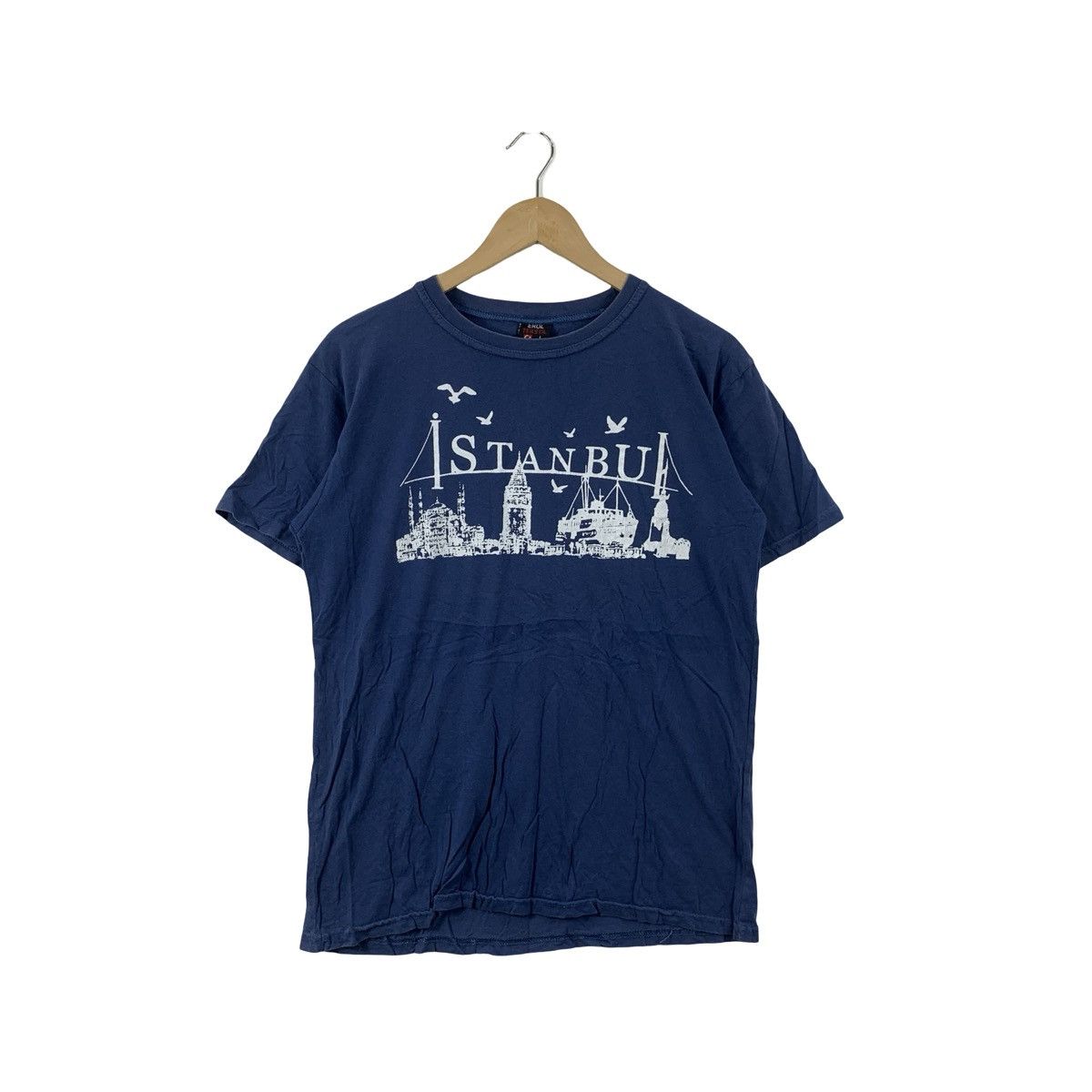 Vintage Vintage Style Istanbul Skyline Graphic T-Shirt Tourist Tee Size US L / EU 52-54 / 3 - 1 Thumbnail