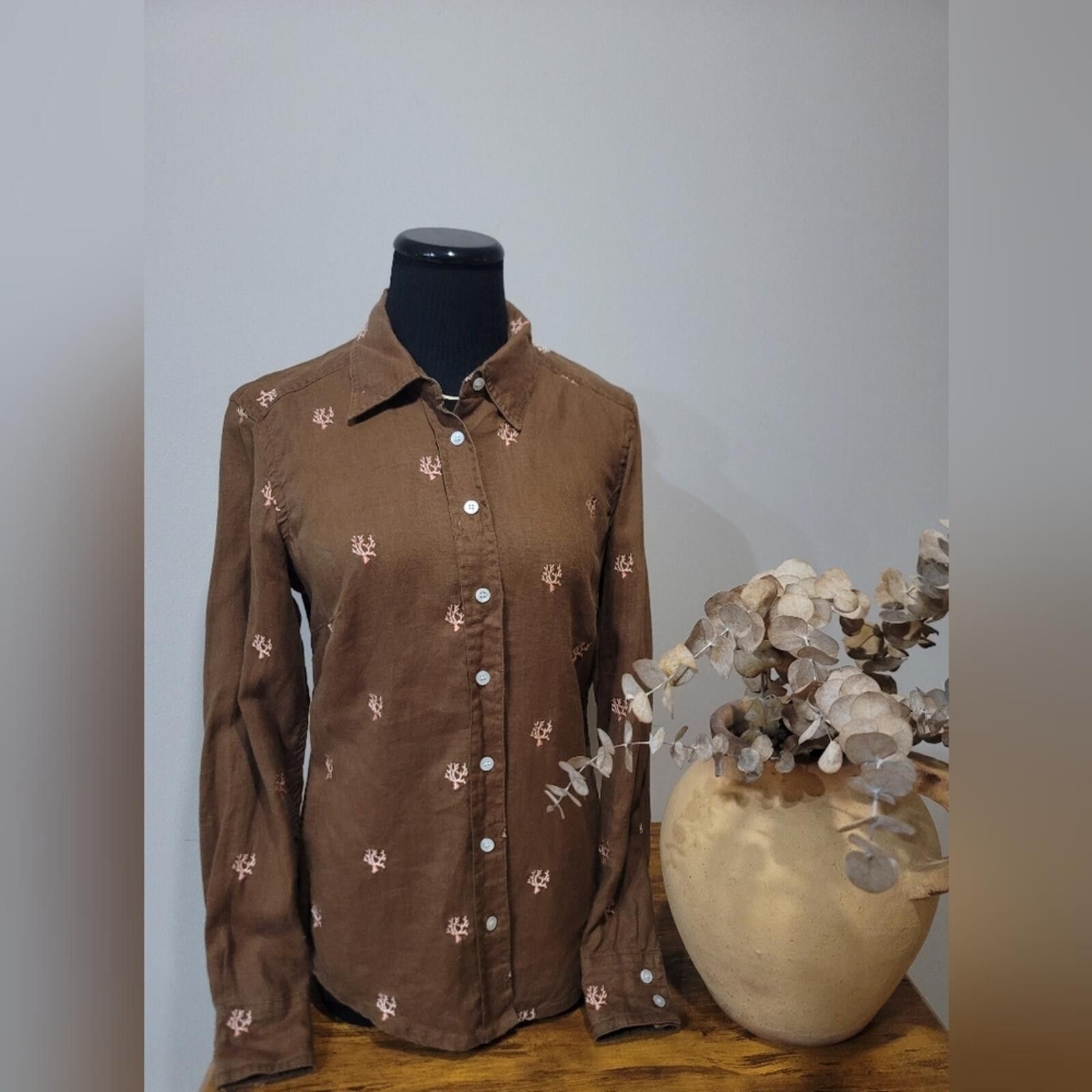 J.McLaughlin J. McLaughlin Brown Sea Coral Button Shirt Linen Size 2 Size XS / US 0-2 / IT 36-38 - 1 Thumbnail