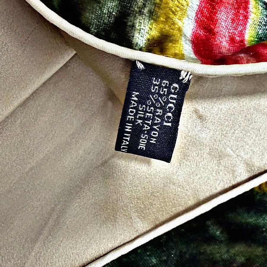 Gucci Authentic Gucci Tom Ford 98 FW Satin Scarf Size ONE SIZE - 4 Thumbnail