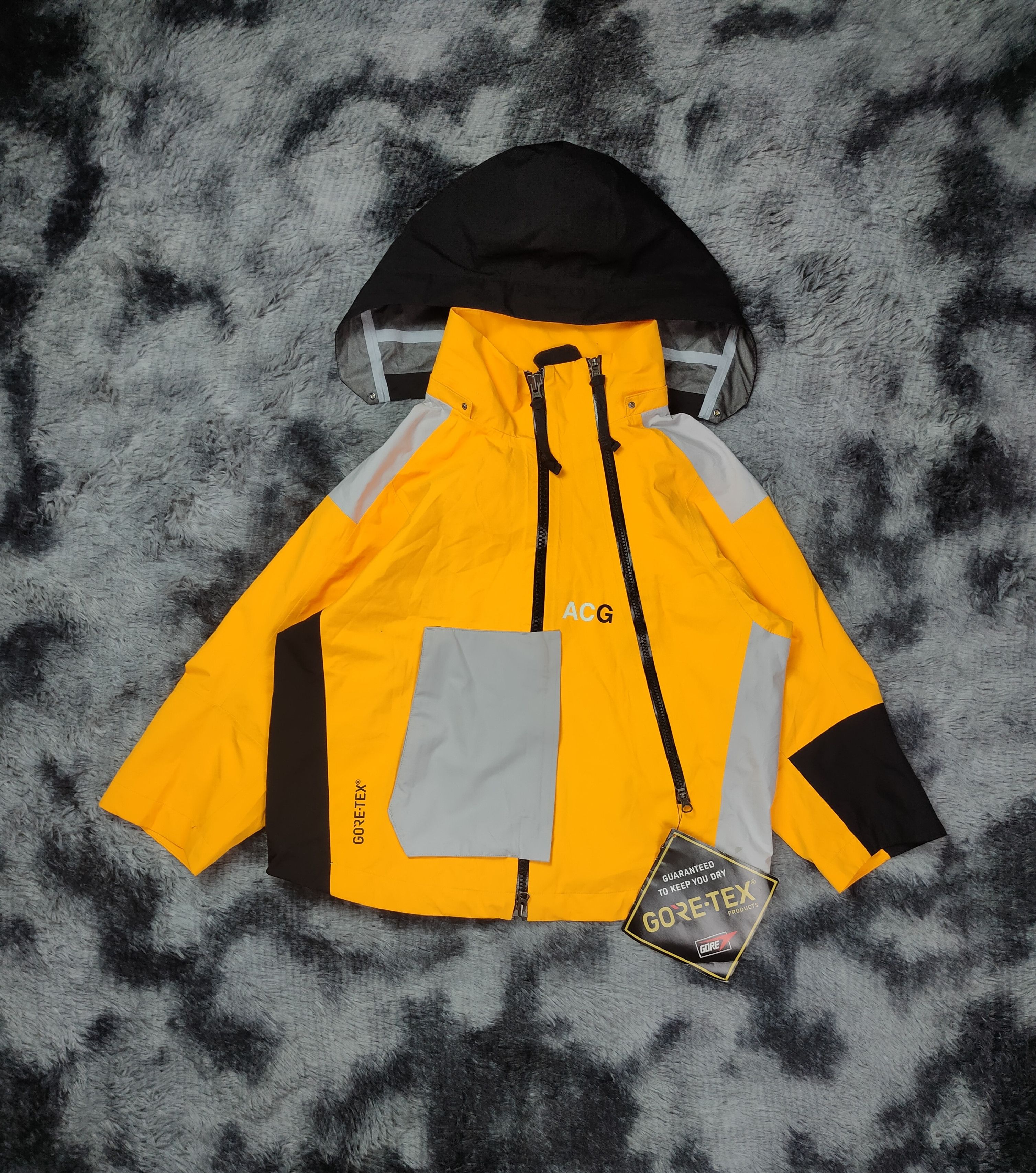 Nike ACG Nike Lab ACG x Gore-Tex Deploy Jacket (Wmns) | Grailed