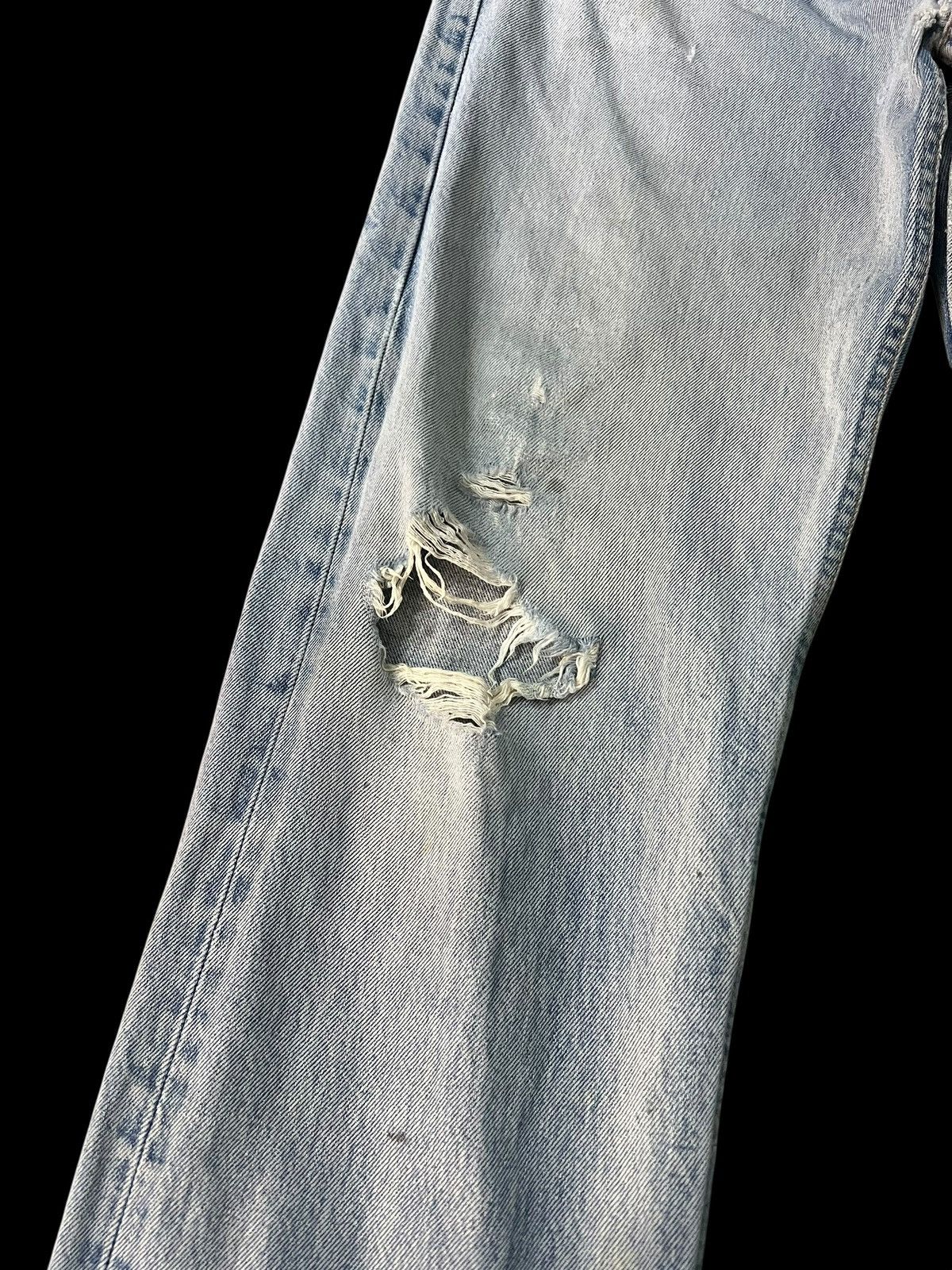 Levi's Vintage Levi’s 501xx Distress Faded Ripped Jean Size US 35 - 6 Thumbnail