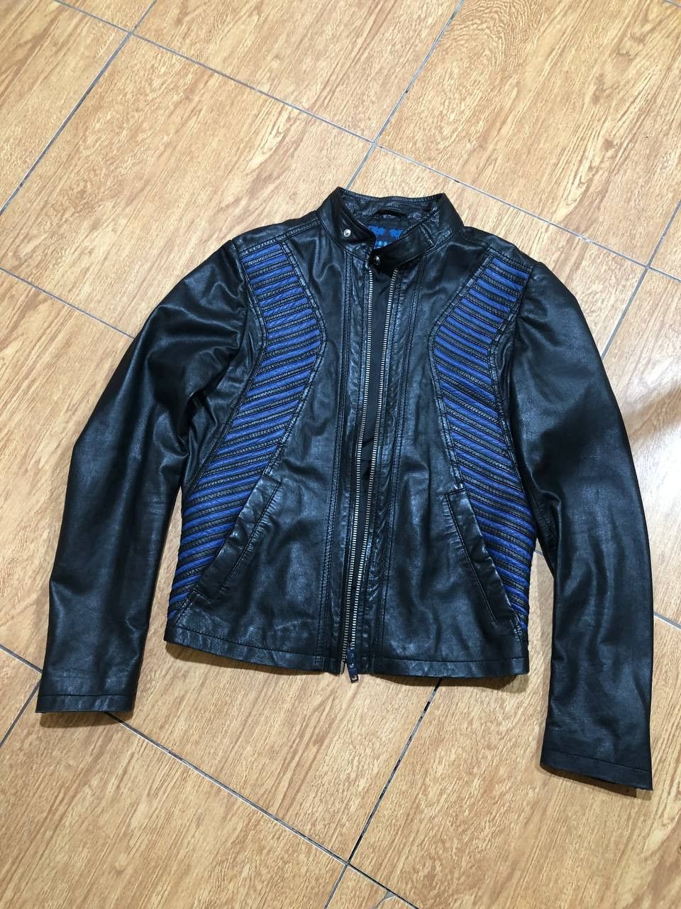 Versace Jeans Couture VERSACE Jeans Leather Jacket Black Studded with zip Size XL / US 12-14 / IT 48-50 - 19 Thumbnail