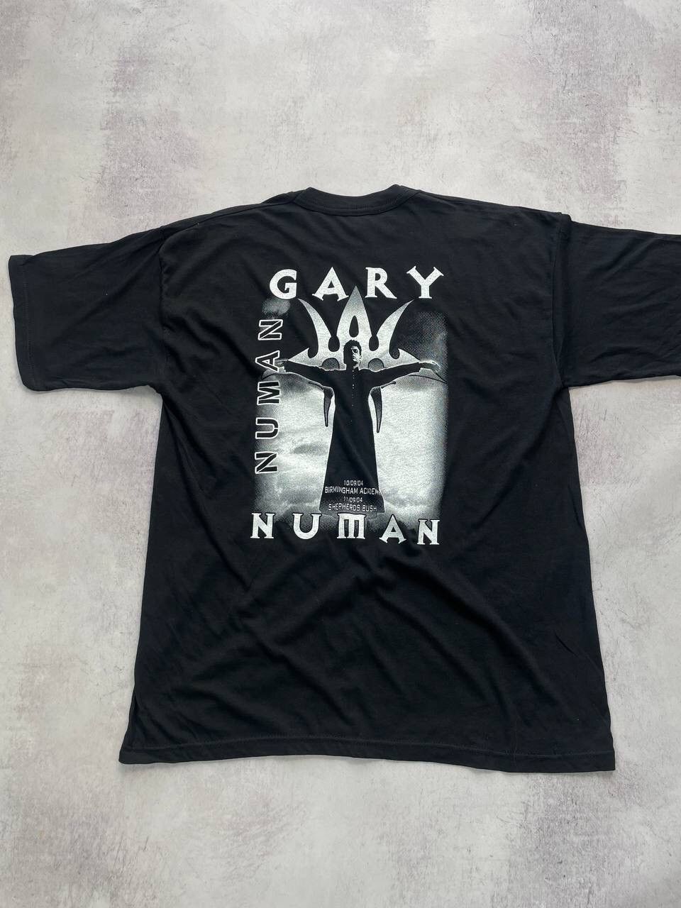 Band Tees × Japanese Brand × Vintage Vintage Gary Numan Tour 2004 Band Tee T-Shirt Y2K Size US XL / EU 56 / 4 - 4 Thumbnail