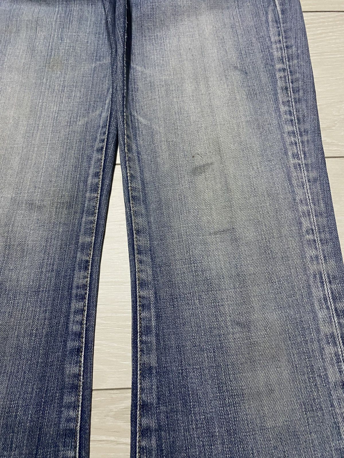 Burberry Vintage Burberry Blue Label Faded Wash Flare Woman Jeans Size US 28 / EU 44 - 8 Thumbnail