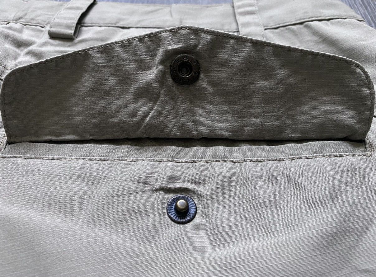 Fjallraven Fjallraven G-1000 Durban Cargo Combat Waterproof Wax Shorts Size US 34 / EU 50 - 25 Thumbnail
