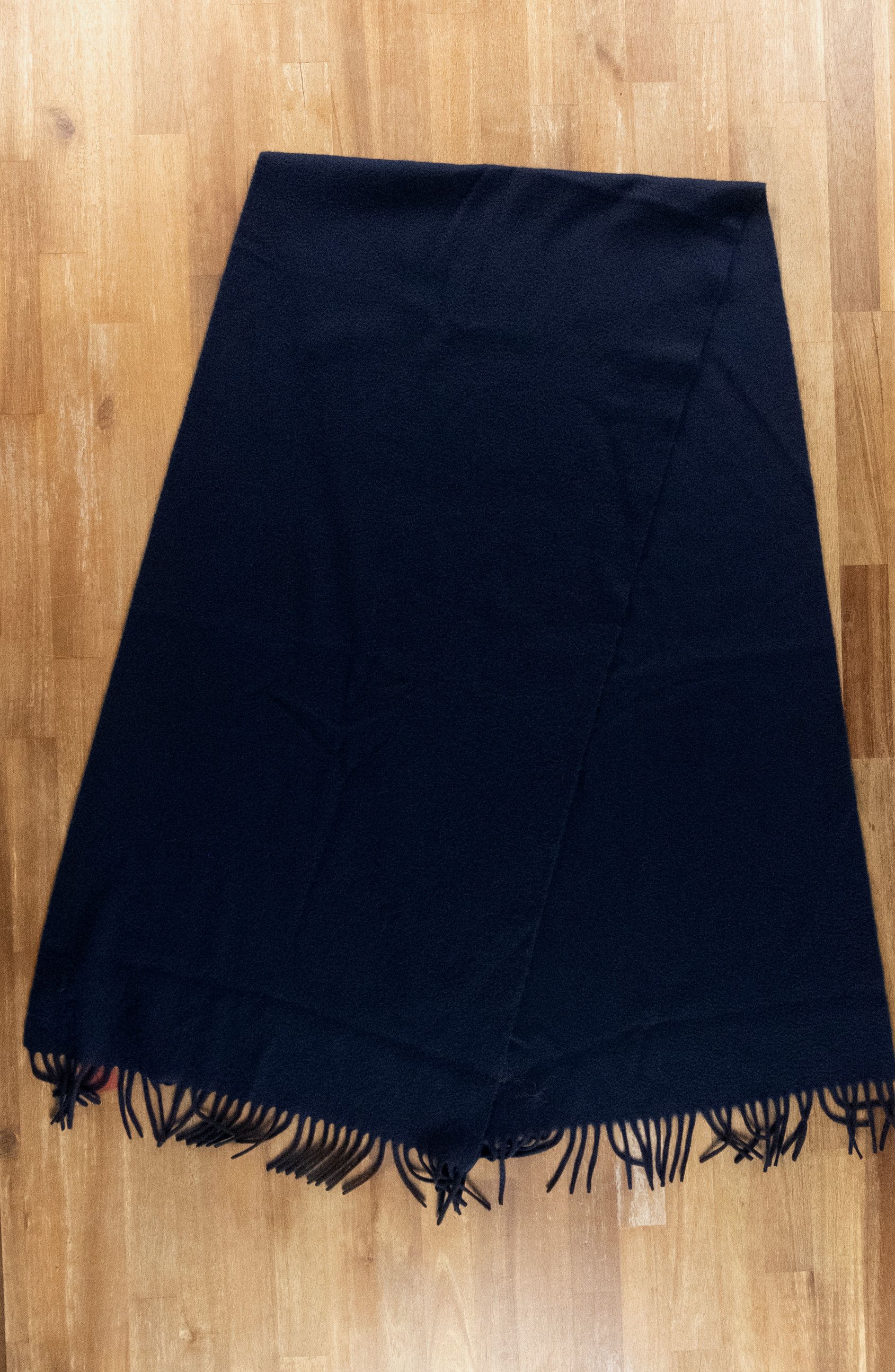 Loro Piana LORO PIANA solid navy blue pure cashmere classic scarf Size ONE SIZE - 3 Thumbnail