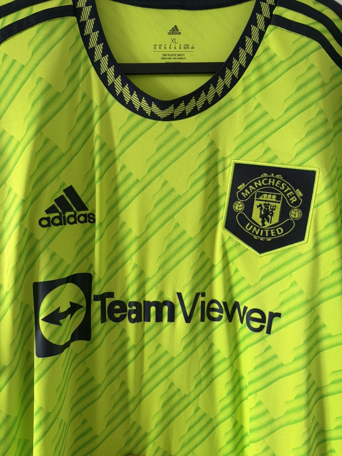 Manchester United adidas 2022/2023 trzecia — zdjęcie 2