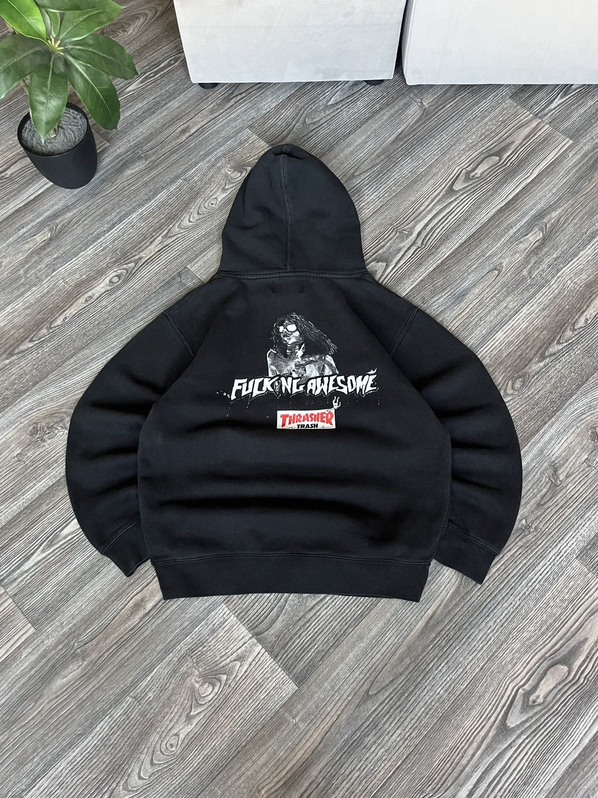 【本日限定価格】fucking awesome ×Thrasherコラボ M FUCKING AWESOME x THRASHER TRASH ME HOODIE ファッキン