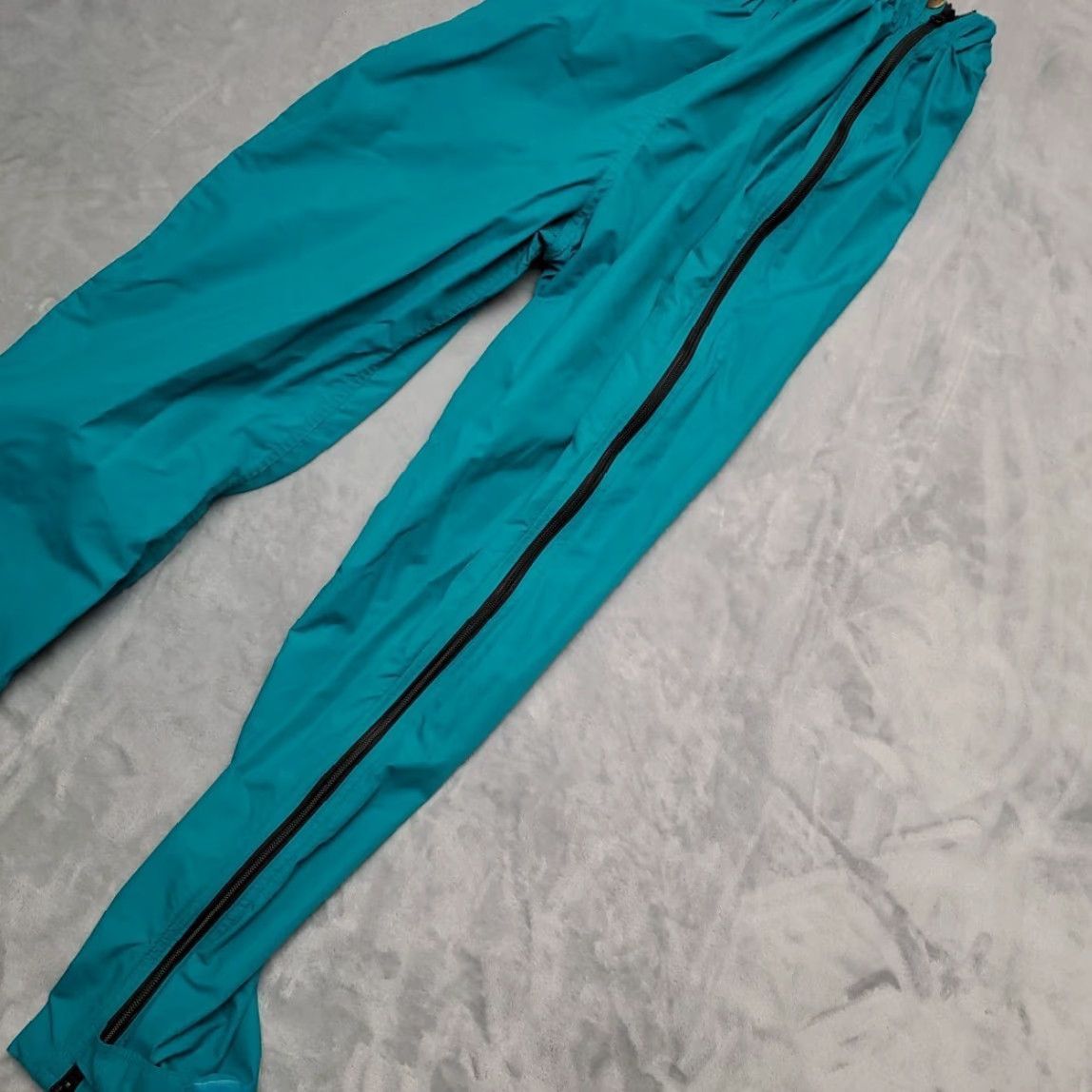 Vintage VTG LL Bean Track Pants Womens M Green Nylon Lined Windbreaker Zip Made in USA Size 32" / US 10 / IT 46 - 5 Thumbnail