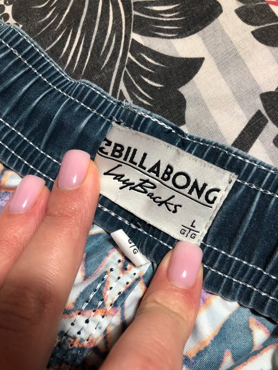 Billabong × Japanese Brand Gothicana Y2K Black Bondage Gothic Multipocket Cargo Shorts Size US 34 / EU 50 - 2 Thumbnail