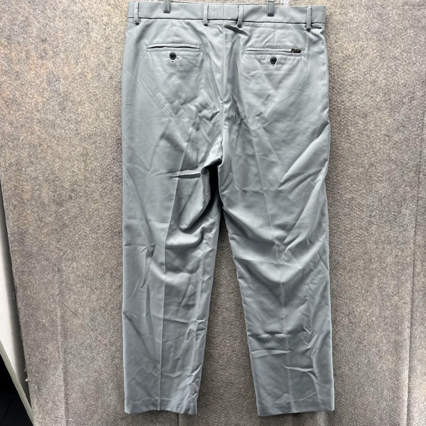 Vintage Greg Norman Pants Mens 38x32 Gray Dress Flat Front Polyester Golf Performance Pants Mens 38 Gray Size US 38 / EU 54 - 2 Thumbnail